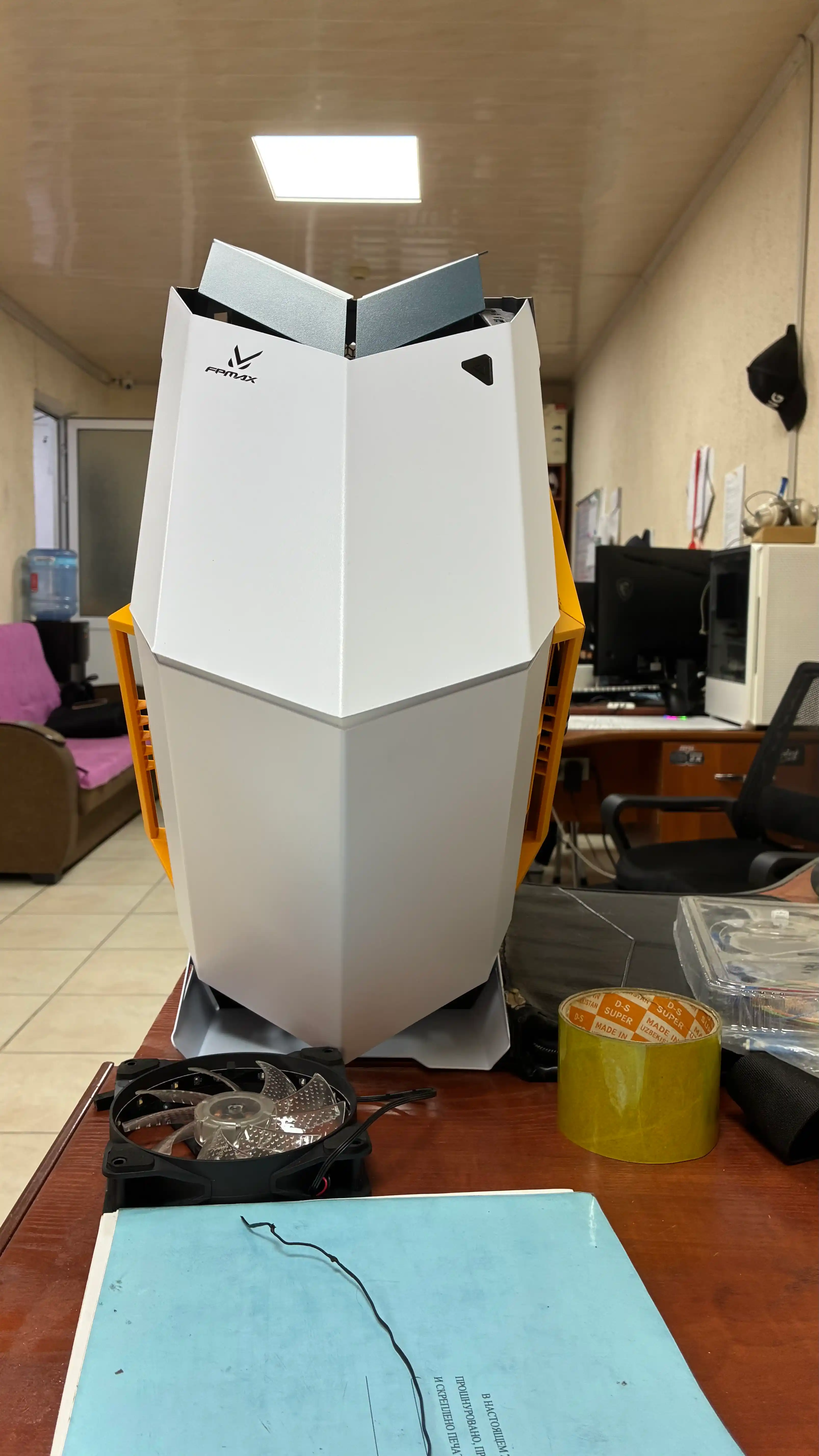 Oq FRMAX Ghost Battleship kompyuter korpusi