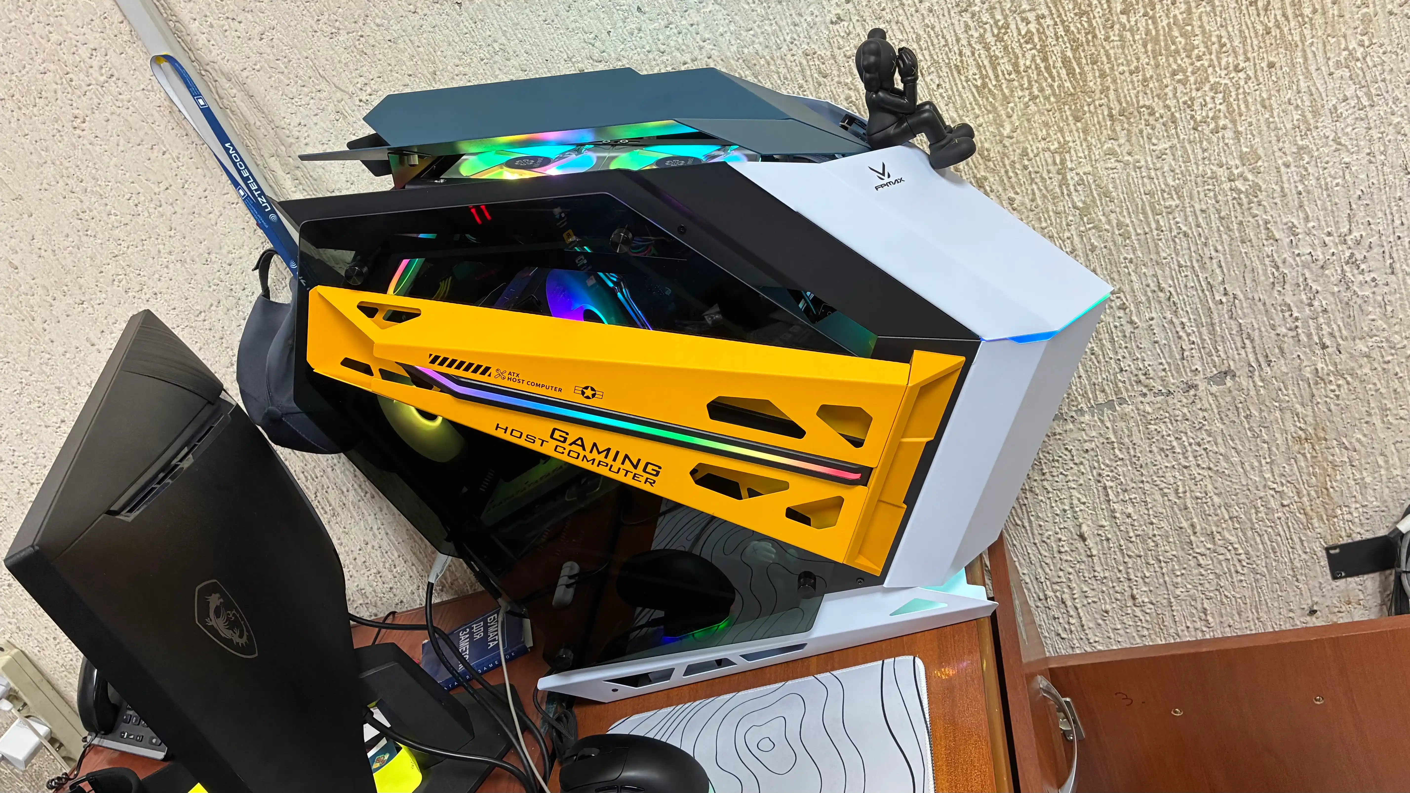 Oq FRMAX Ghost Battleship kompyuter korpusi
