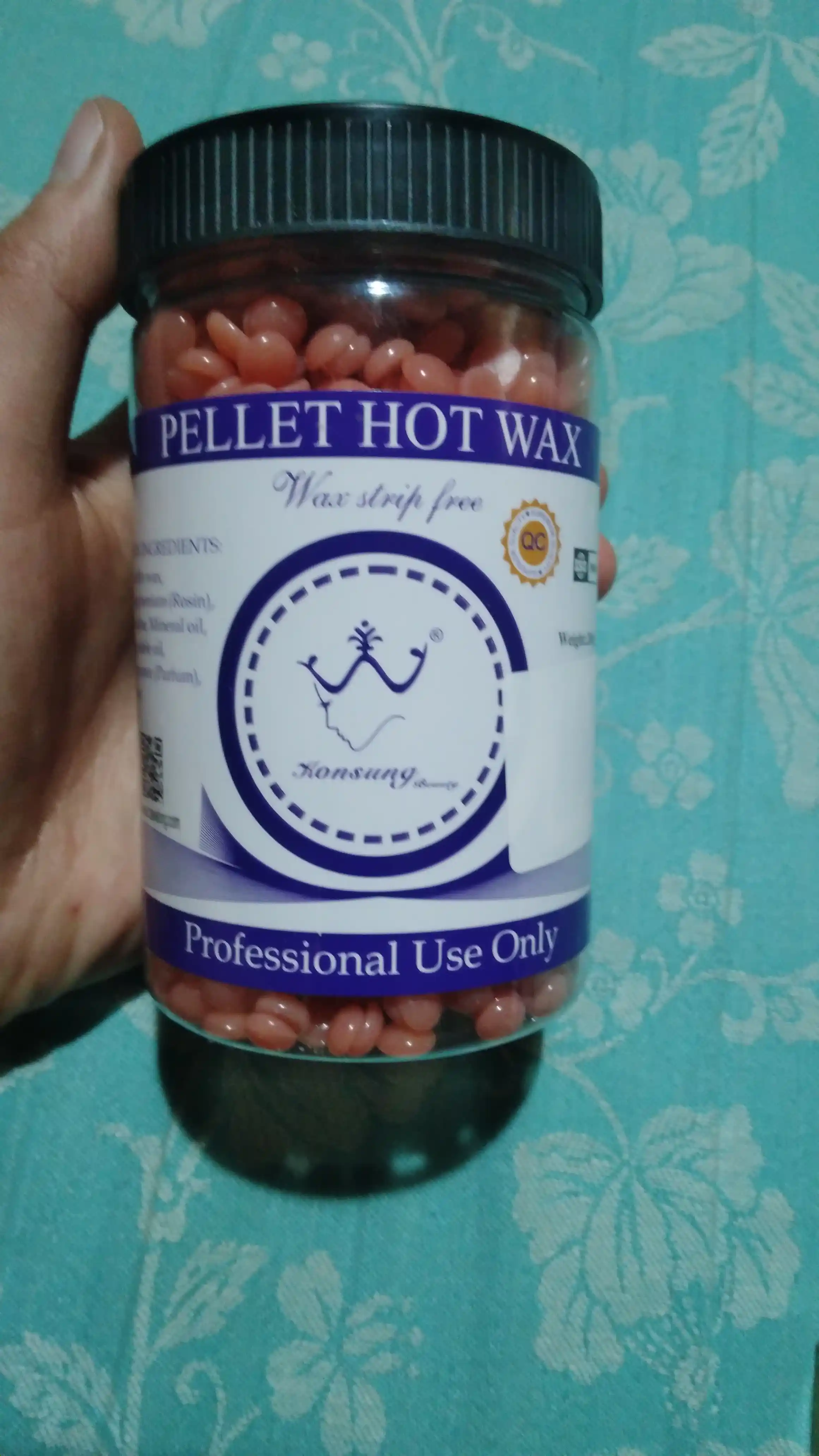 Гранулированный воск для депиляции HOT WAX, 200 g, Professional