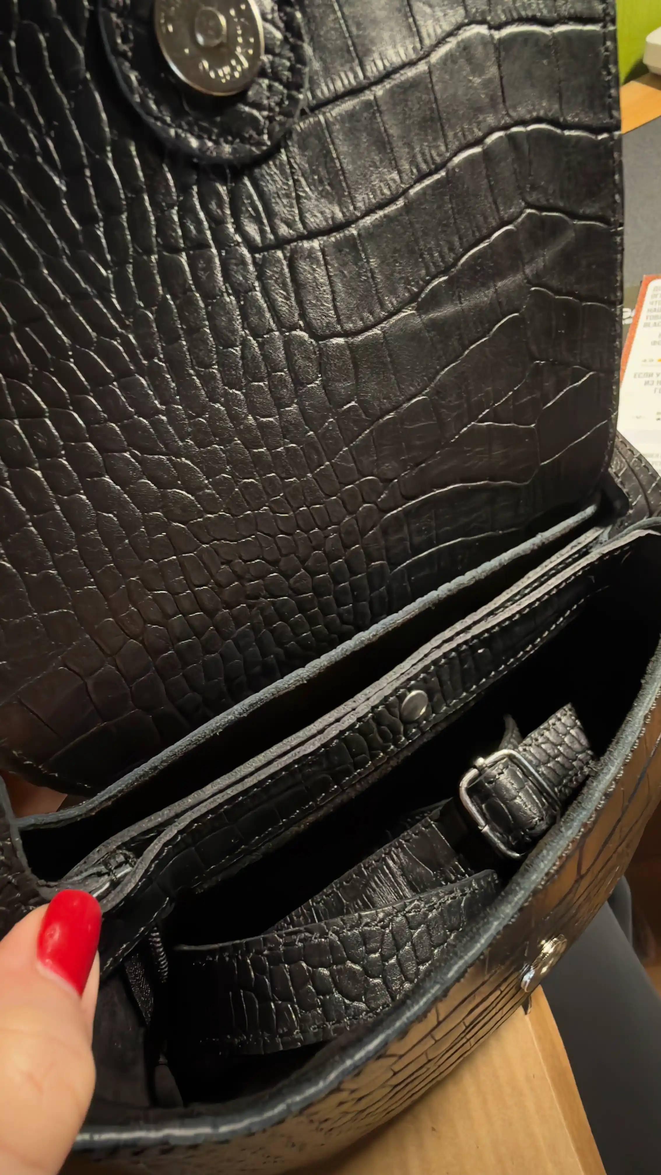Ayollar sumkasi tabiiy charmdan Black Gator