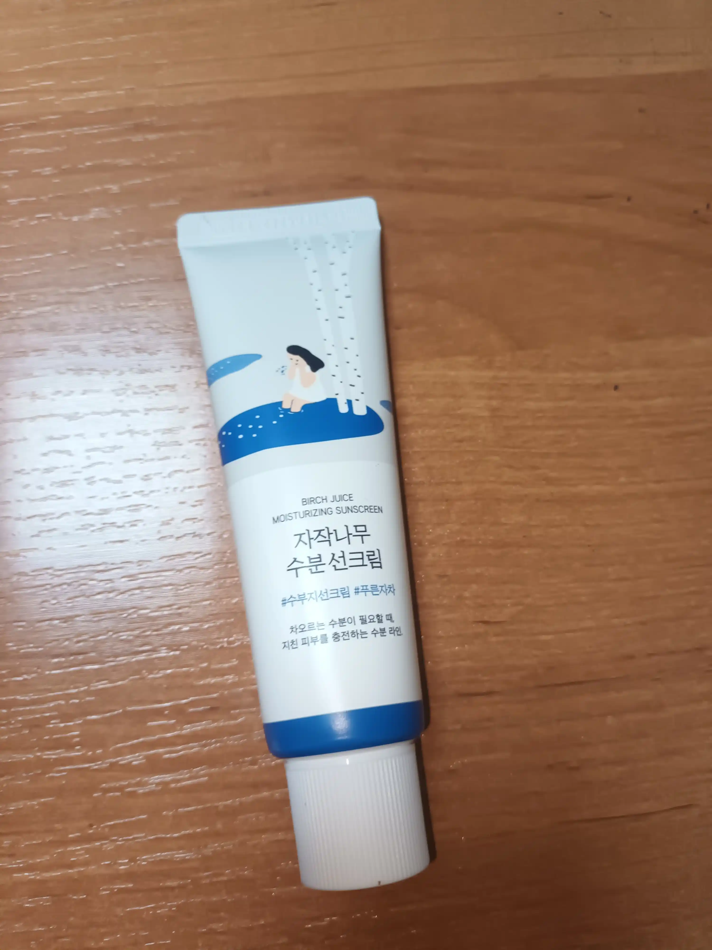 Солнцезащитный крем Round Lab Birch Juice Moisturizing Sunscreen SPF50+ PA++++, 50 мл