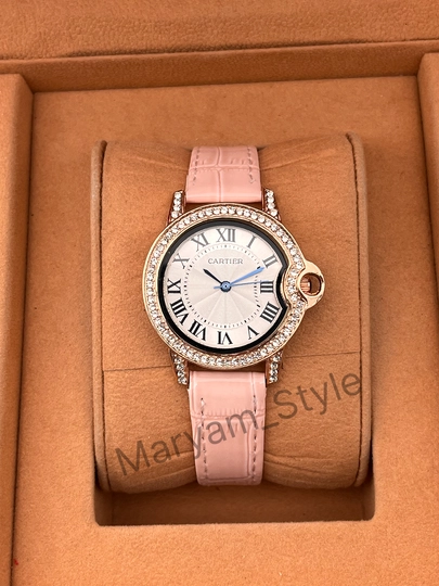 Женские наручные часы Cartier на любой стиль, в подарочной коробке — MARIAMS-22W0060-ЖЕЛТ