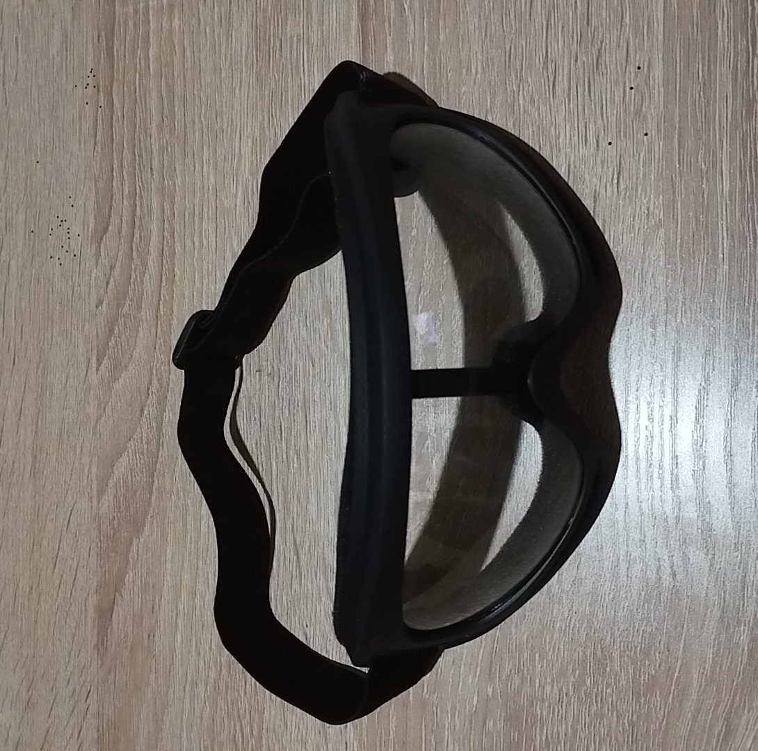 Turli sport turlari uchun snoubord, UV tog‘ chang‘isi ko‘zoynagi