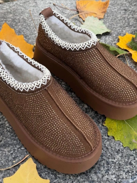 Короткие женские зимние угги из натурального меха - 