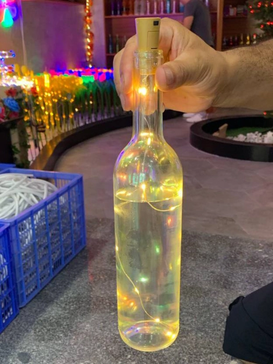 Batareya bilan ishlaydigan LED chiroqchalar