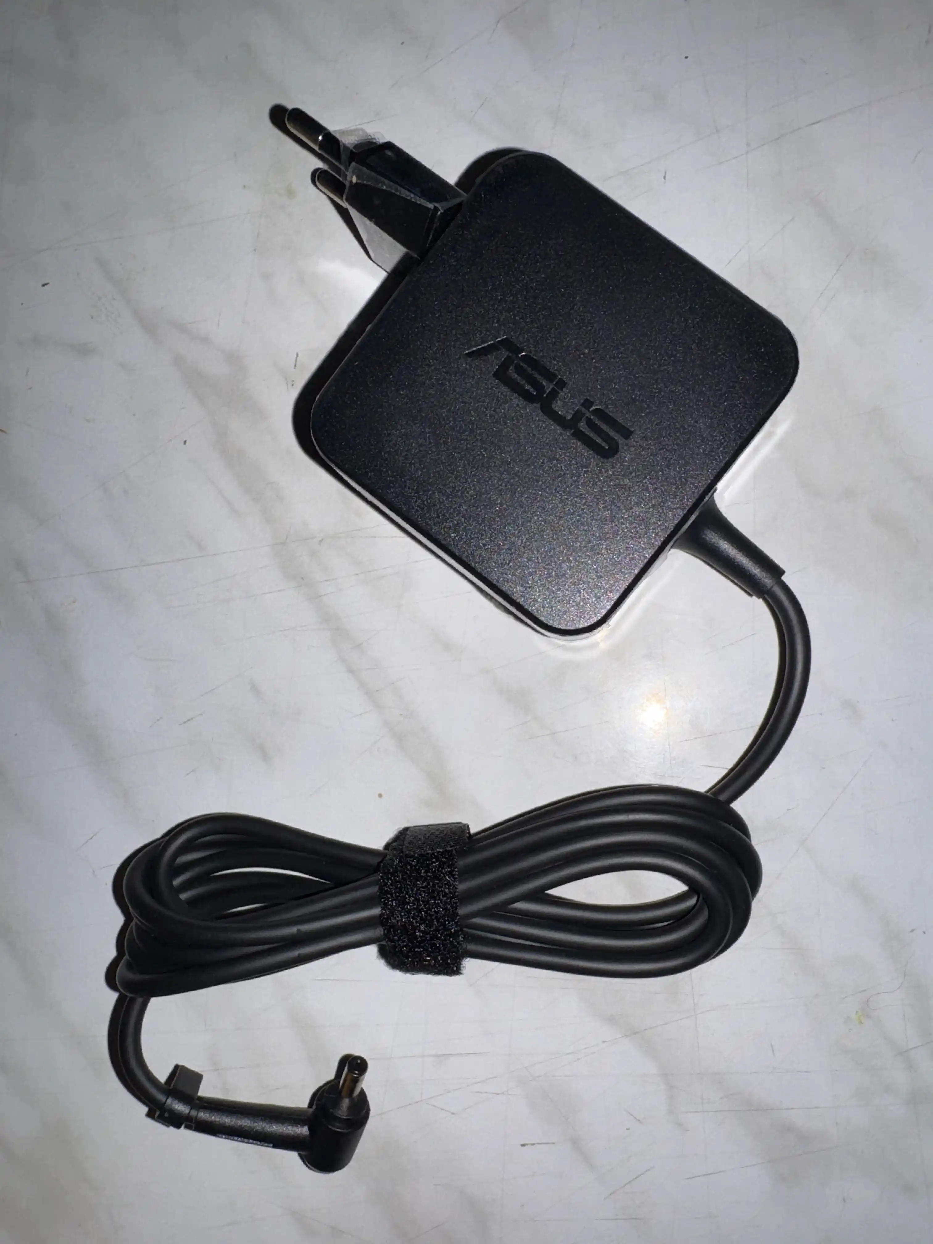 Зарядное устройство для ноутбуков Asus