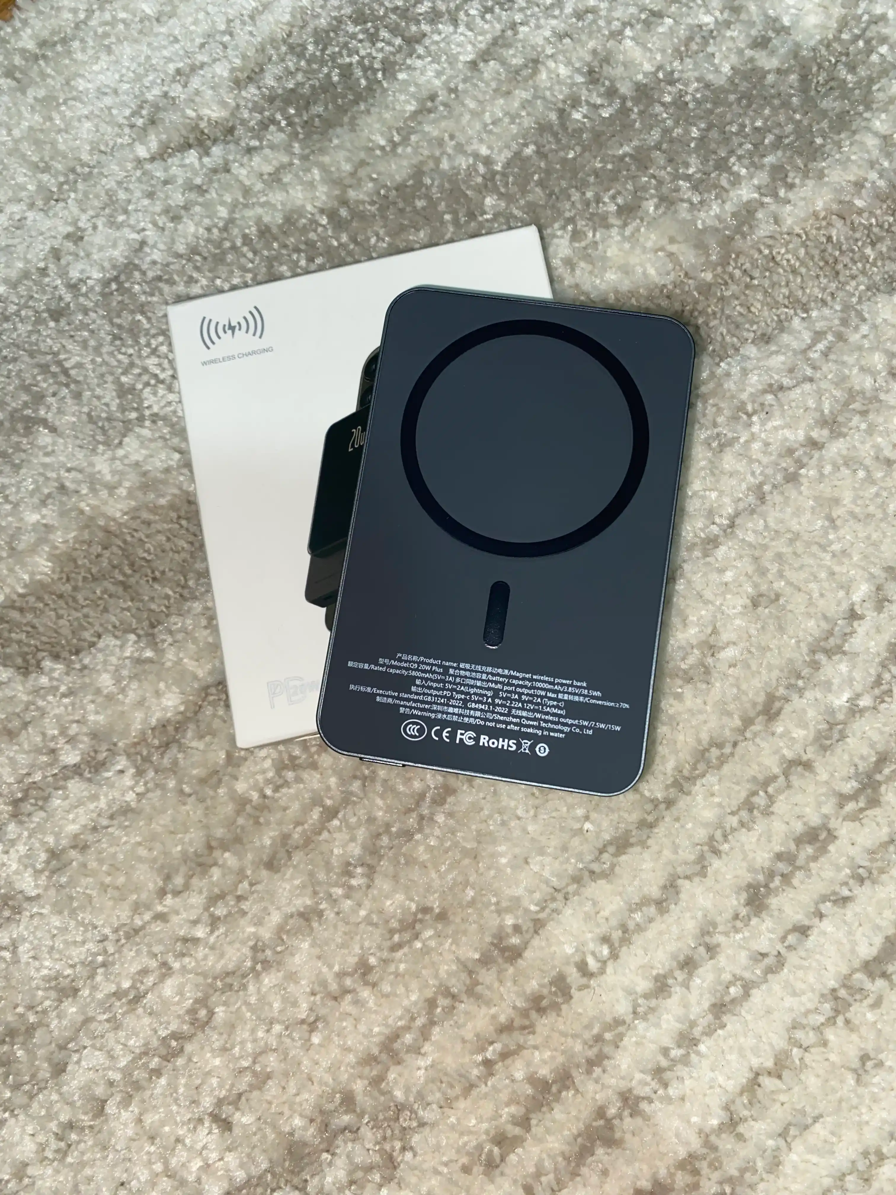 Внешний аккумулятор MagSafe, PowerBank 10.000 mAh, 20 Вт магнитный, с быстрой зарядкой