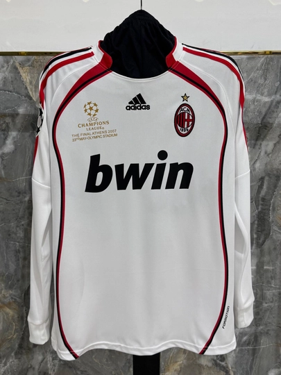 Ретро футбольная форма "Milan 2006/07" — TRENDIQ-TRENDMILAN-БЕЛЫЙ-L