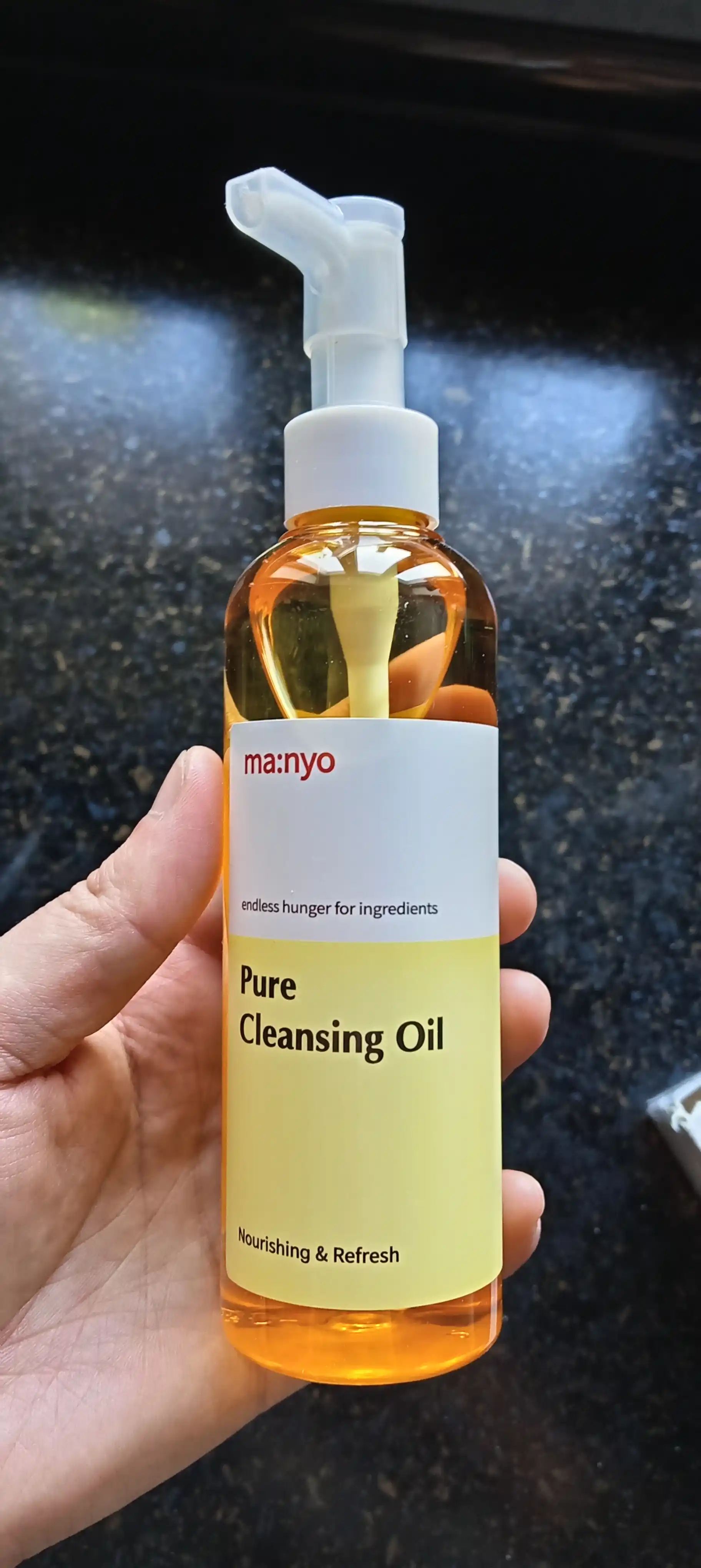 Очищающее гидрофильное масло Pure Cleansing Oil для снятия макияжа