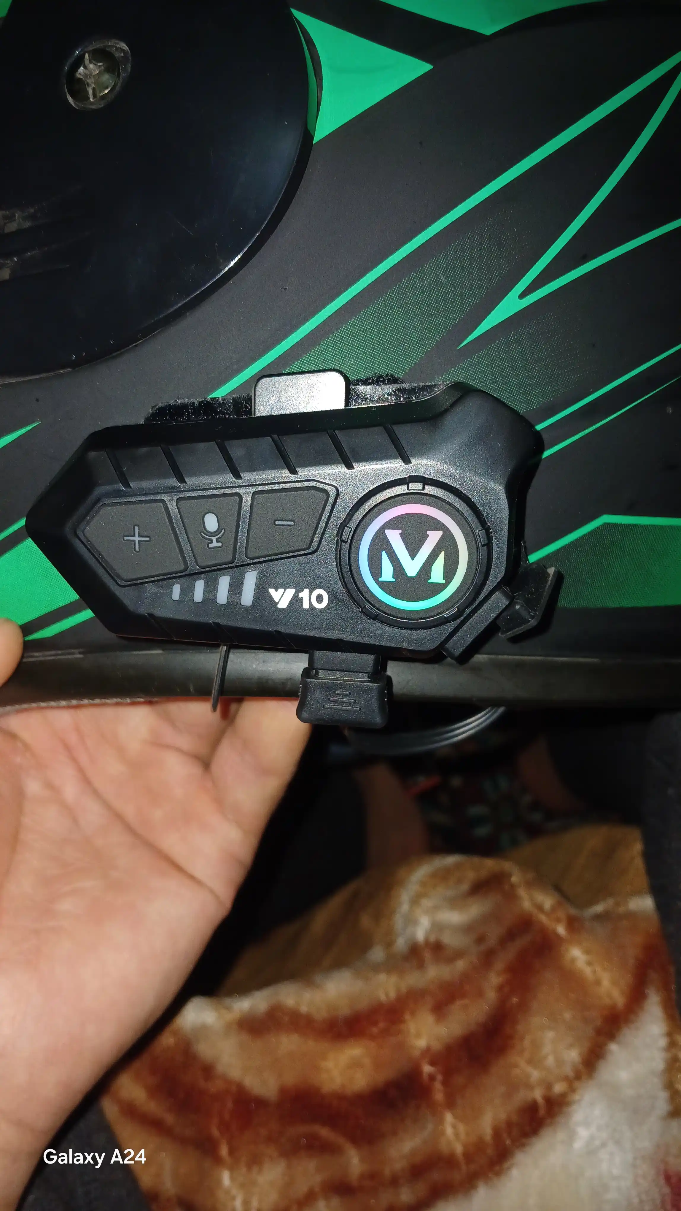 Bluetooth мото-гарнитуры Y10, Y12PRO, Y20, Y80, Q28, Q58 — подходят для всех шлемов