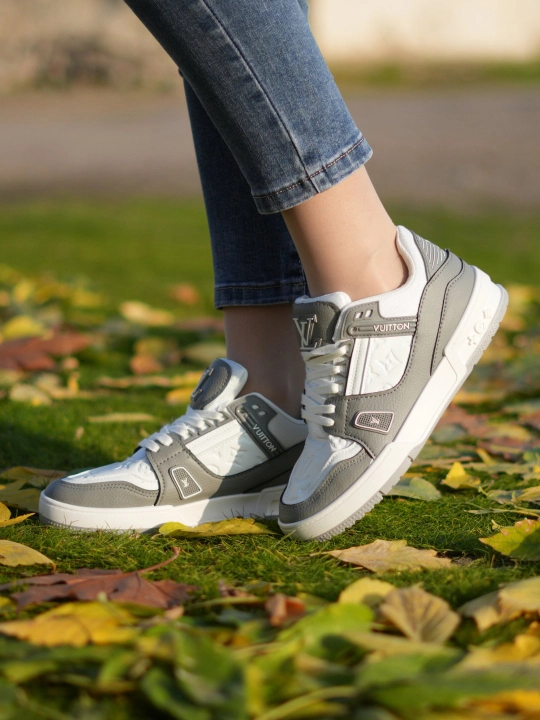 Ayollar va krossovkasi LOUIS VUITTON 36-41, demi sezon
