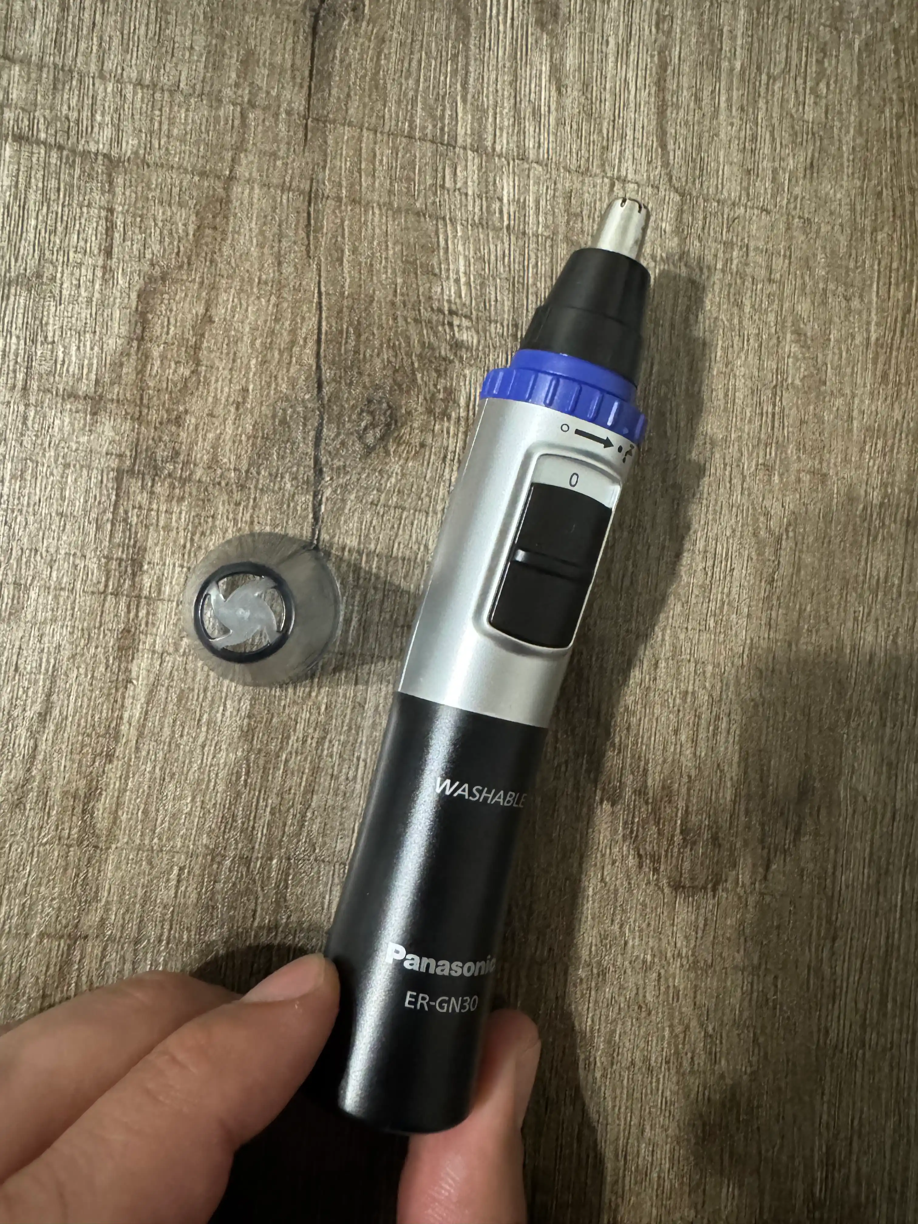 Машинка для стрижки волос в носу и ушах Panasonic ER-GN30-K520