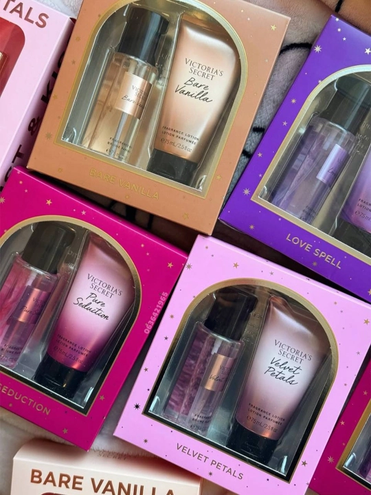 Парфюмированный подарочный набор Victoria's Secret Love Spell, Pure Seduction