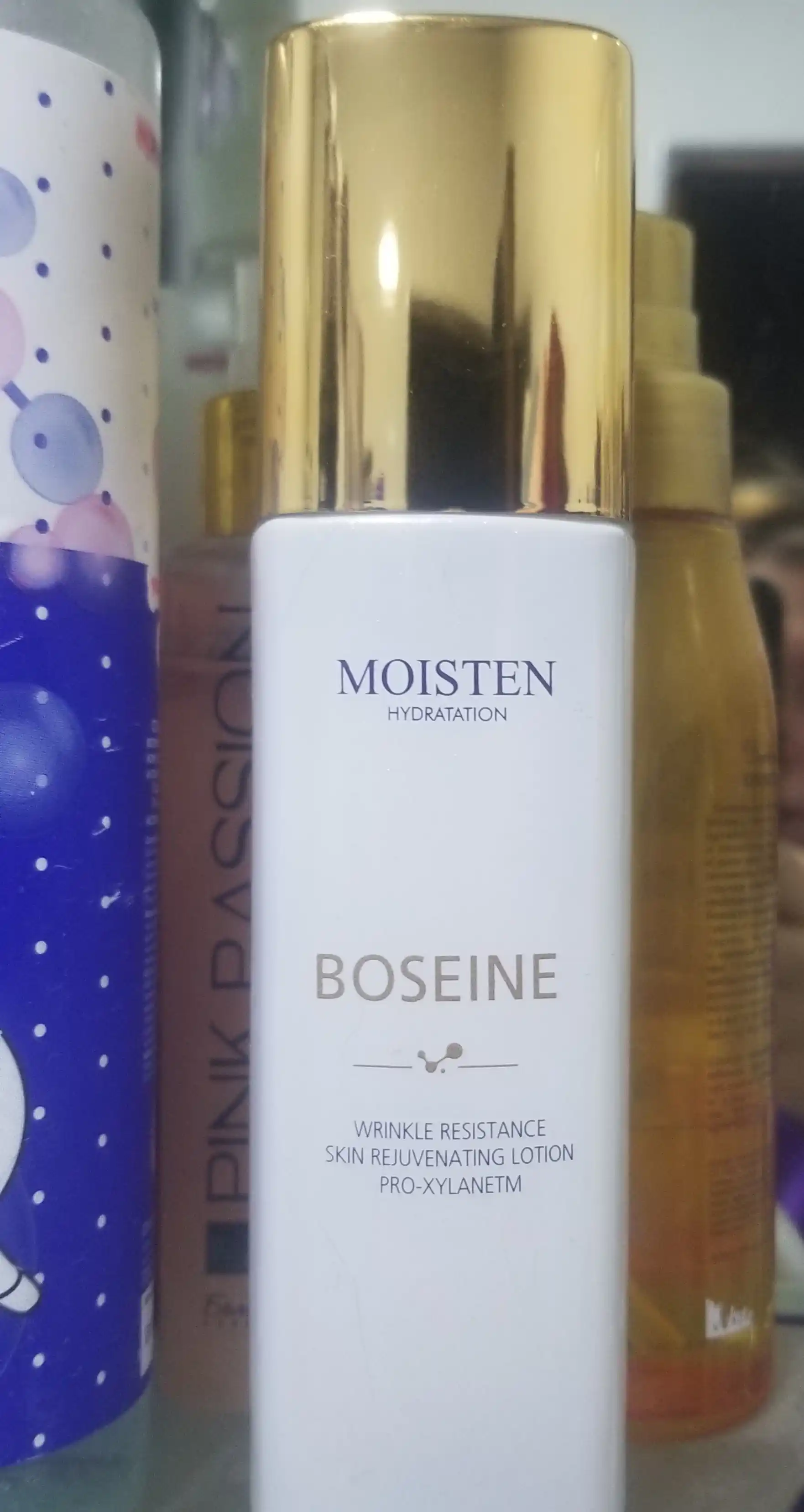 Молочко Boseine Essence омолаживает, увлажняет и предотвращает сухость кожи всего тела