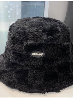 Qora