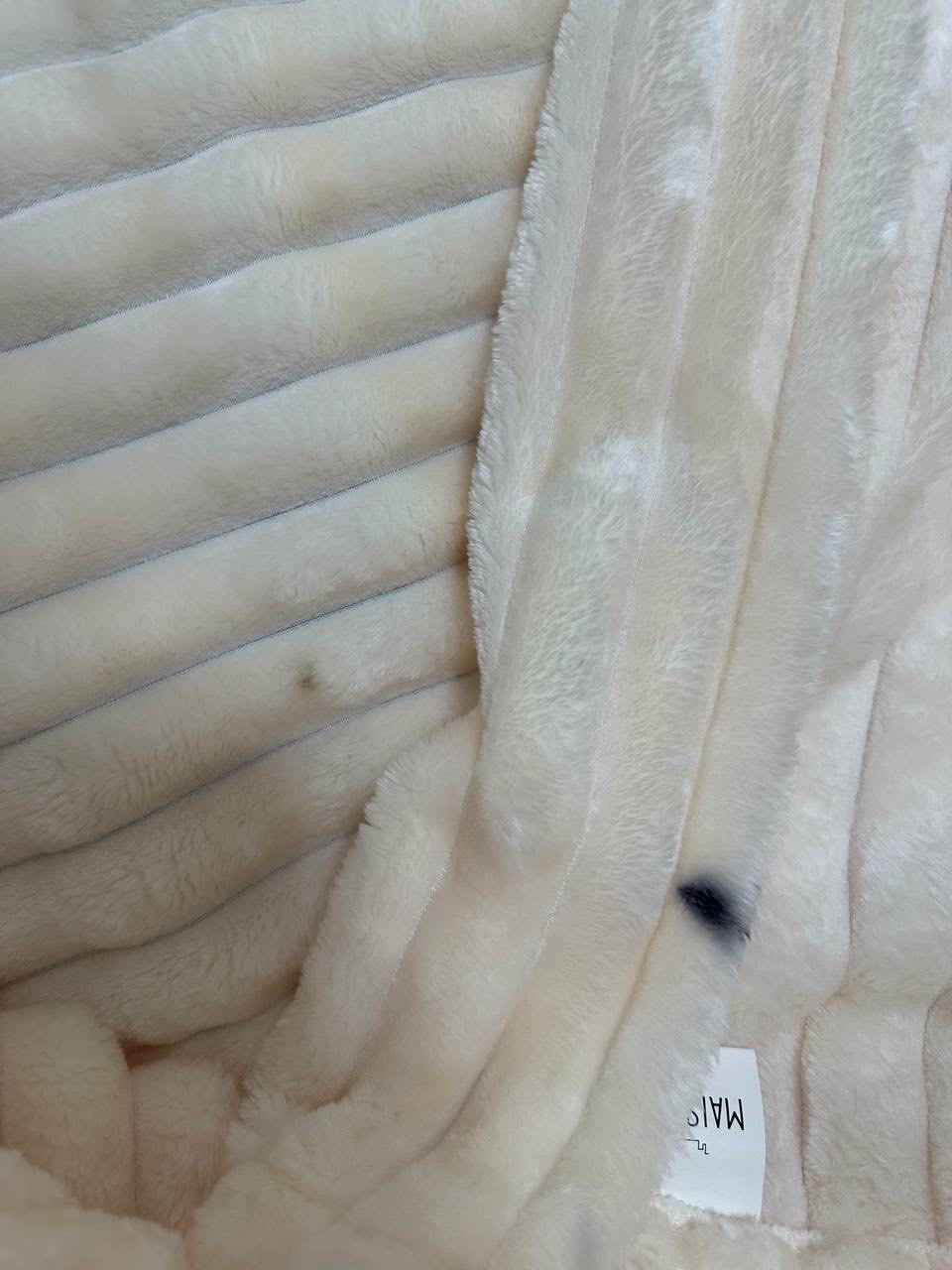 Мягкий плед из гофрированной ткани 150*230; 200*230