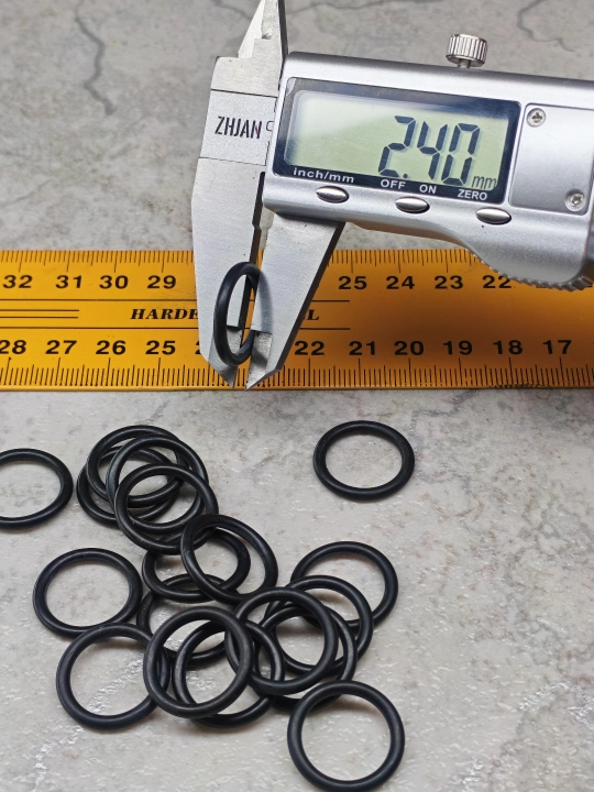 Kauchuk muhrlash halqasi salnik, qalinligi 2,4 mm, Kastas O-ring NBR