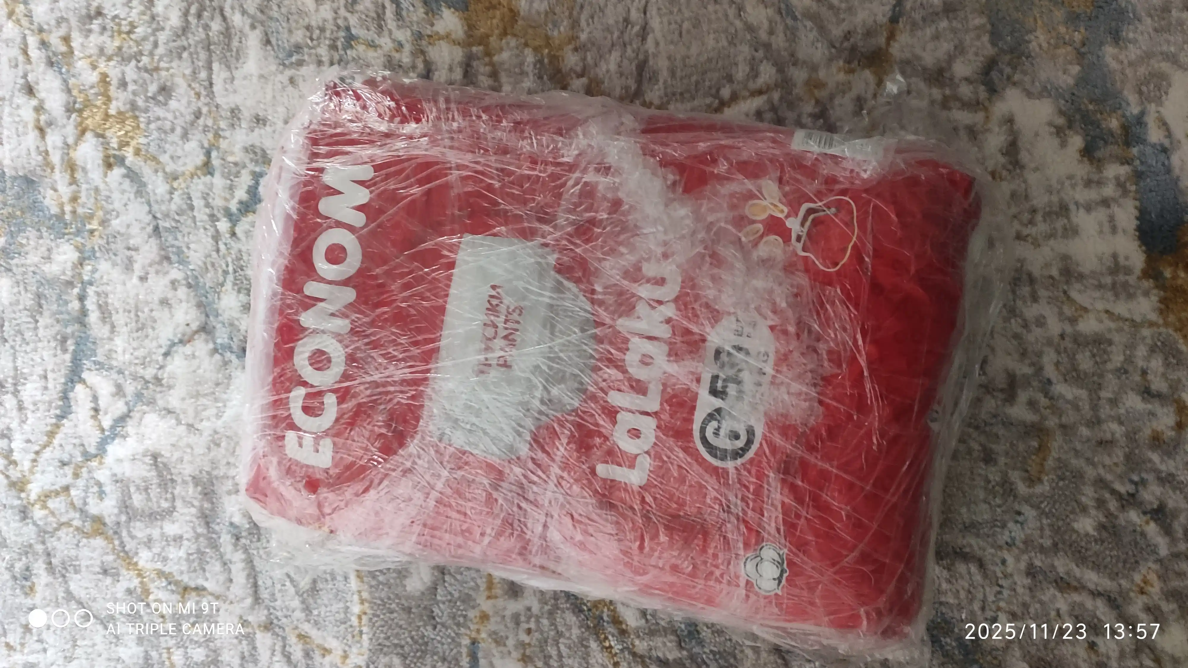 Taglik-trusiklar Lalaku, ECONOM 6 (15+ kg), 56 dona