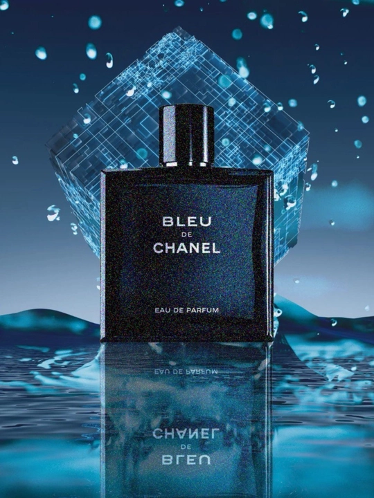 Parfyumlangan suv Bleu de Chanel – kuchli, salqin va zamonaviy erkaklar atiri