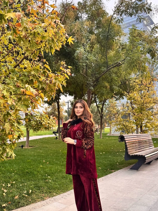 Ayollar kiyimi, ikkilik ayollar kiyimi, ayollar kiyimi