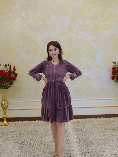 Ayollar to‘rli velyur xalati - 