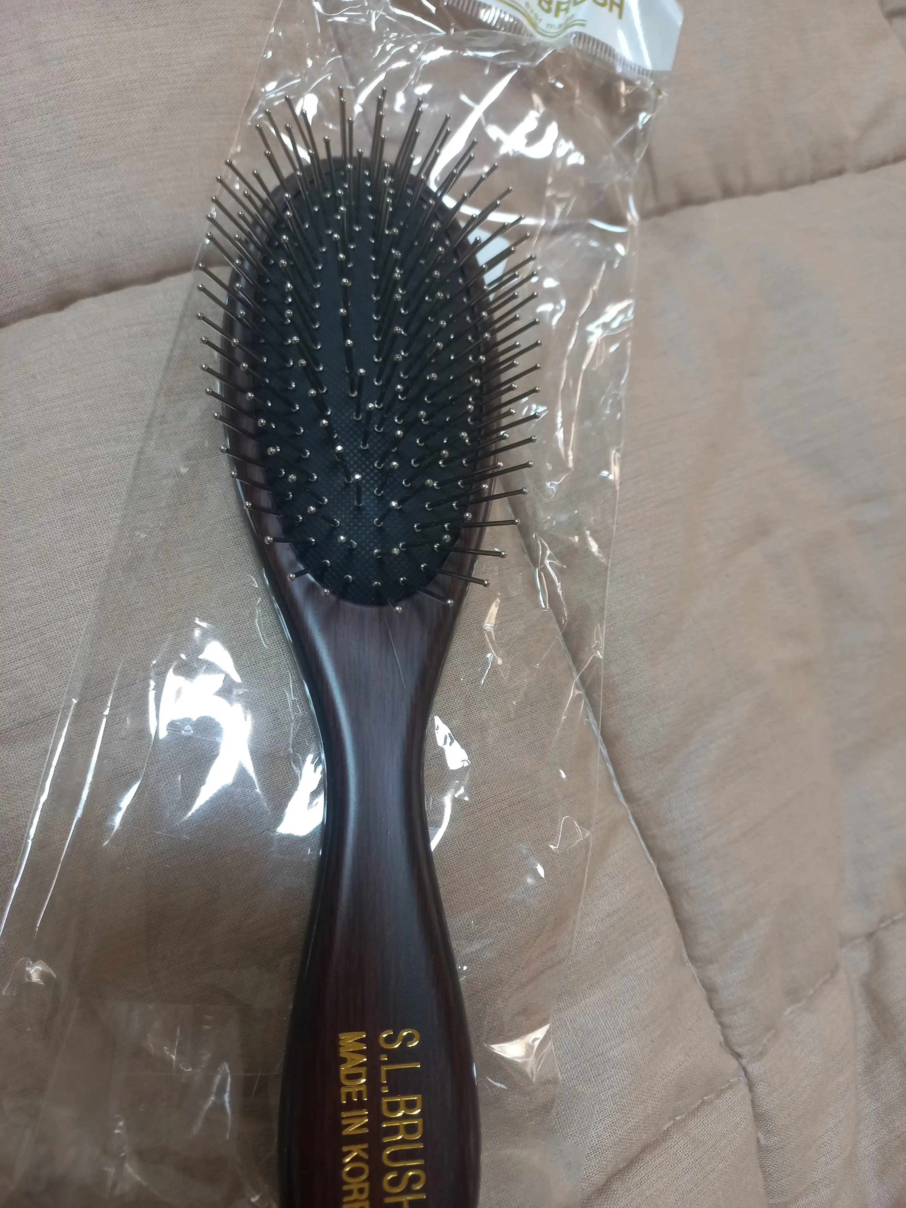 Koreyscha soch massaj tarog‘i, metall tishli Seung Lee Brush, o‘rtacha