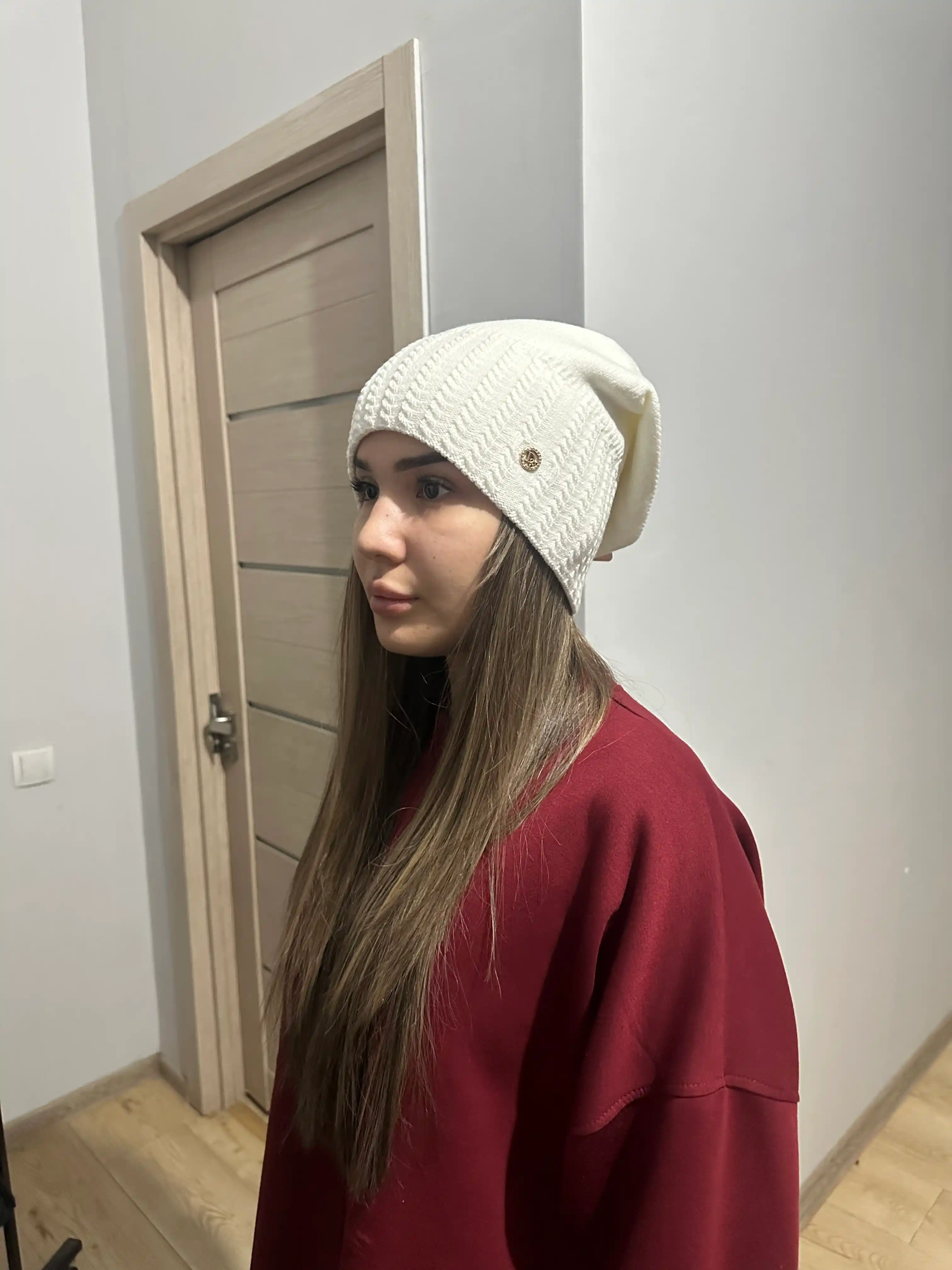 Ayollar to‘qima shapkasi, shapka, issiq qishki bosh kiyim, qalpoq, shapochka, jenski