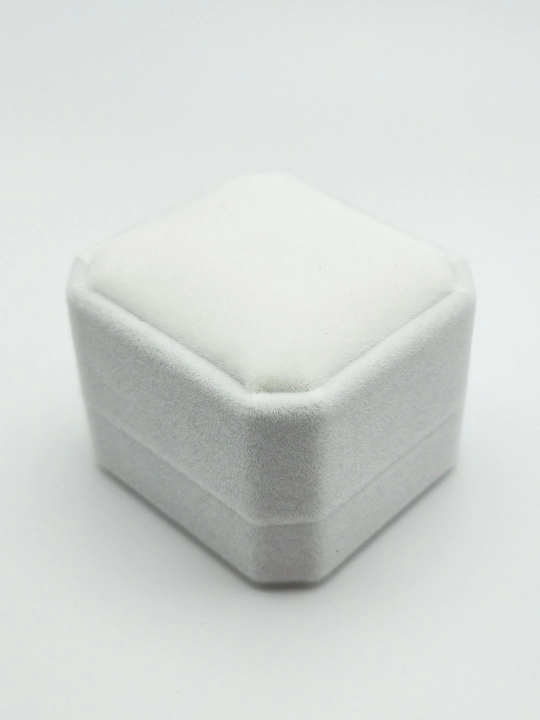 Коробка для колец, подарочная, бархатная, китти, клубника
