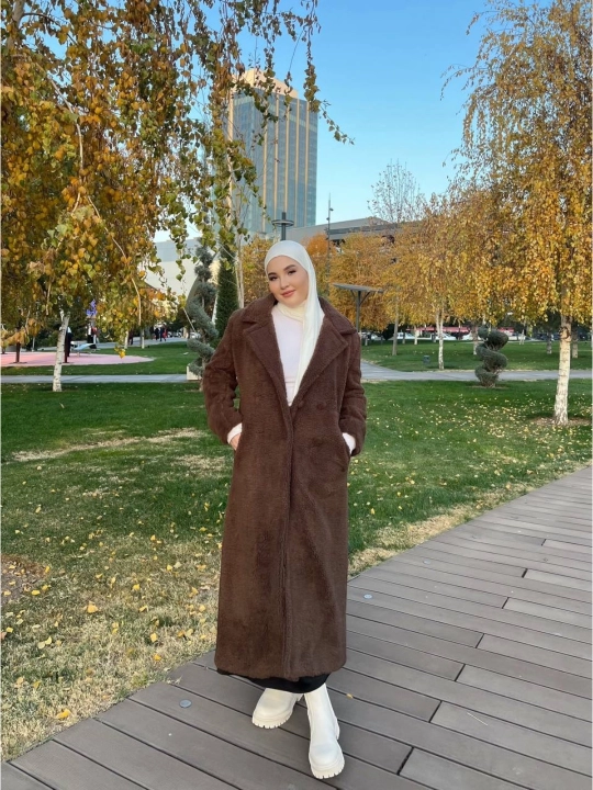 Keng yoqa va belbog‘li ayollar yumshoq qishki Teddy paltolari ichi asrtalik uzun model
