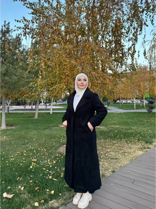 Keng yoqa va belbog‘li ayollar yumshoq qishki Teddy paltolari ichi asrtalik uzun model