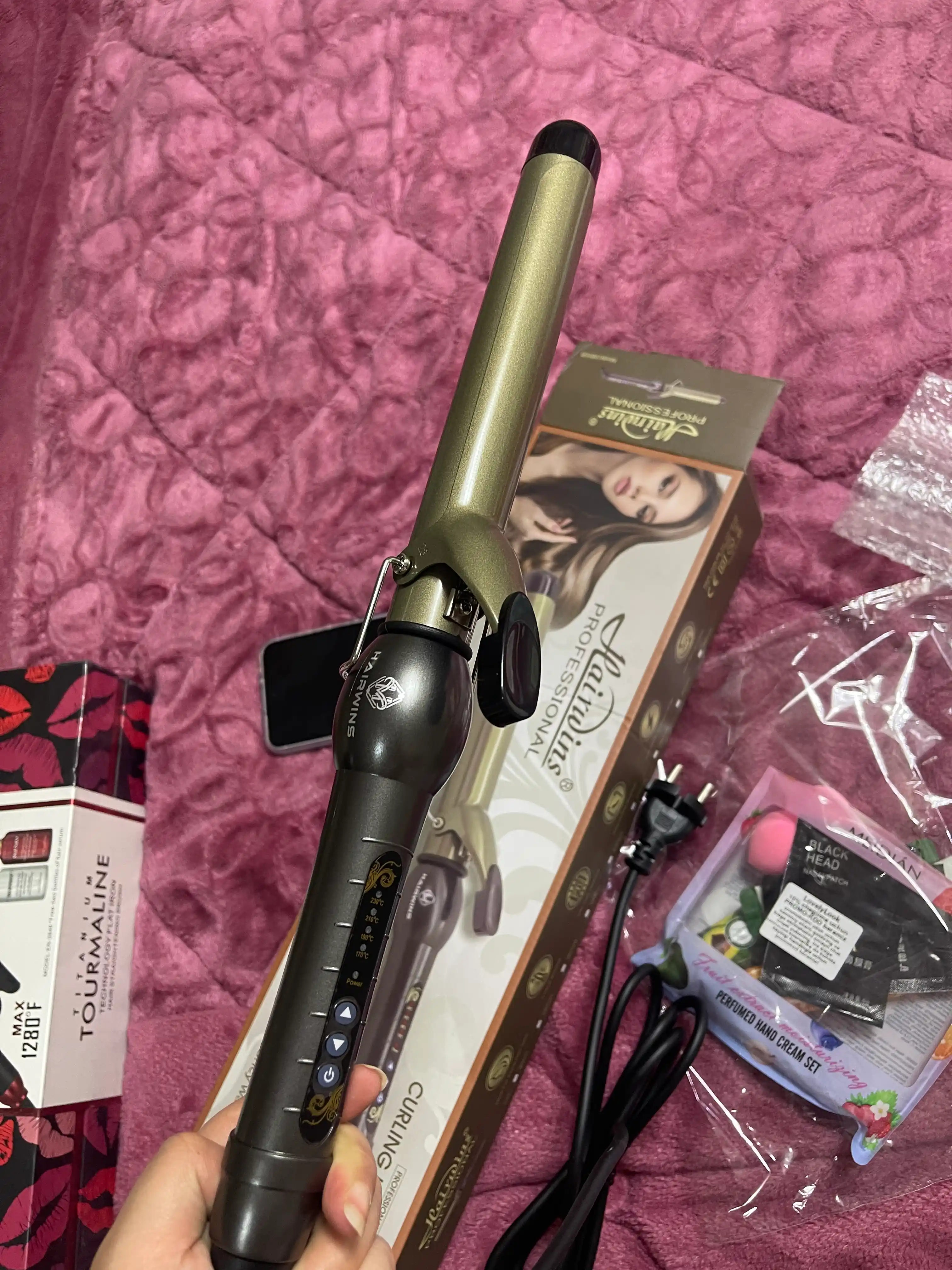 Professional ployka dazmol Hairwins HW-8810 soch turmaklash uchun, harorat nazorati