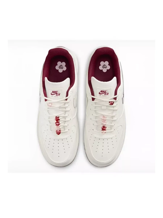 Ayollar va qizlar uchun. Air Force 1 Low Glitter Swoosh krossovkalari