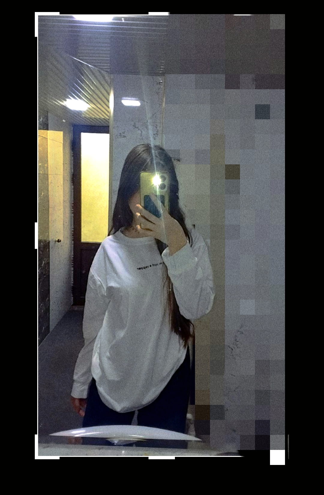 Ayollar uchun oversize svitshot  kundalik uslubda, o‘qish va sayr uchun qulay model