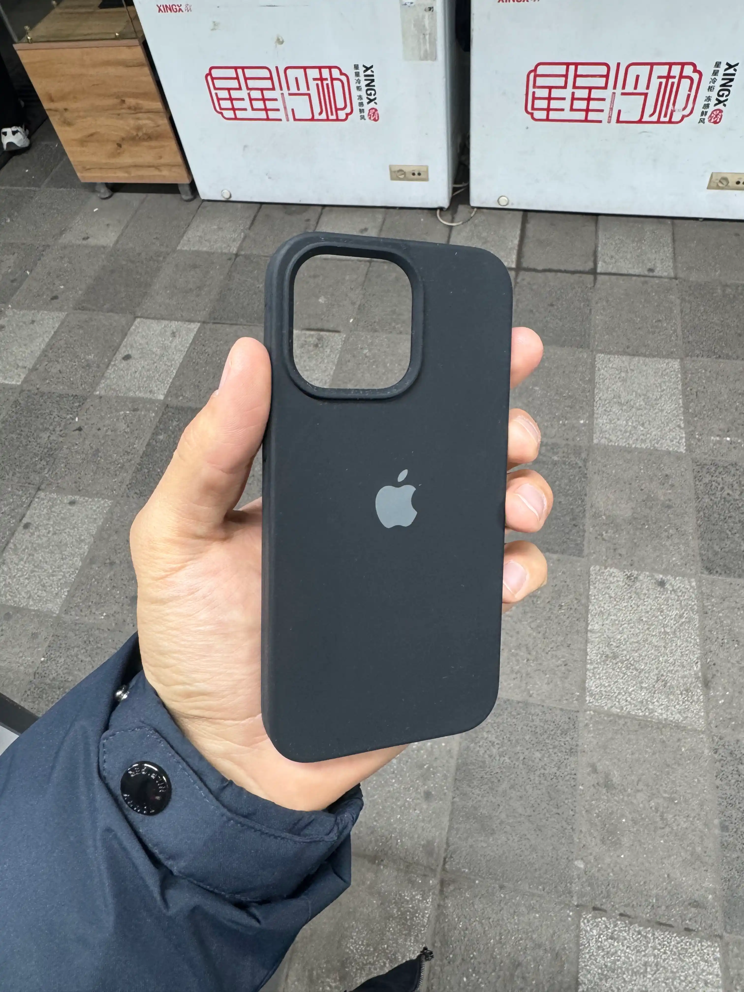 Силиконовый чехол для iPhone