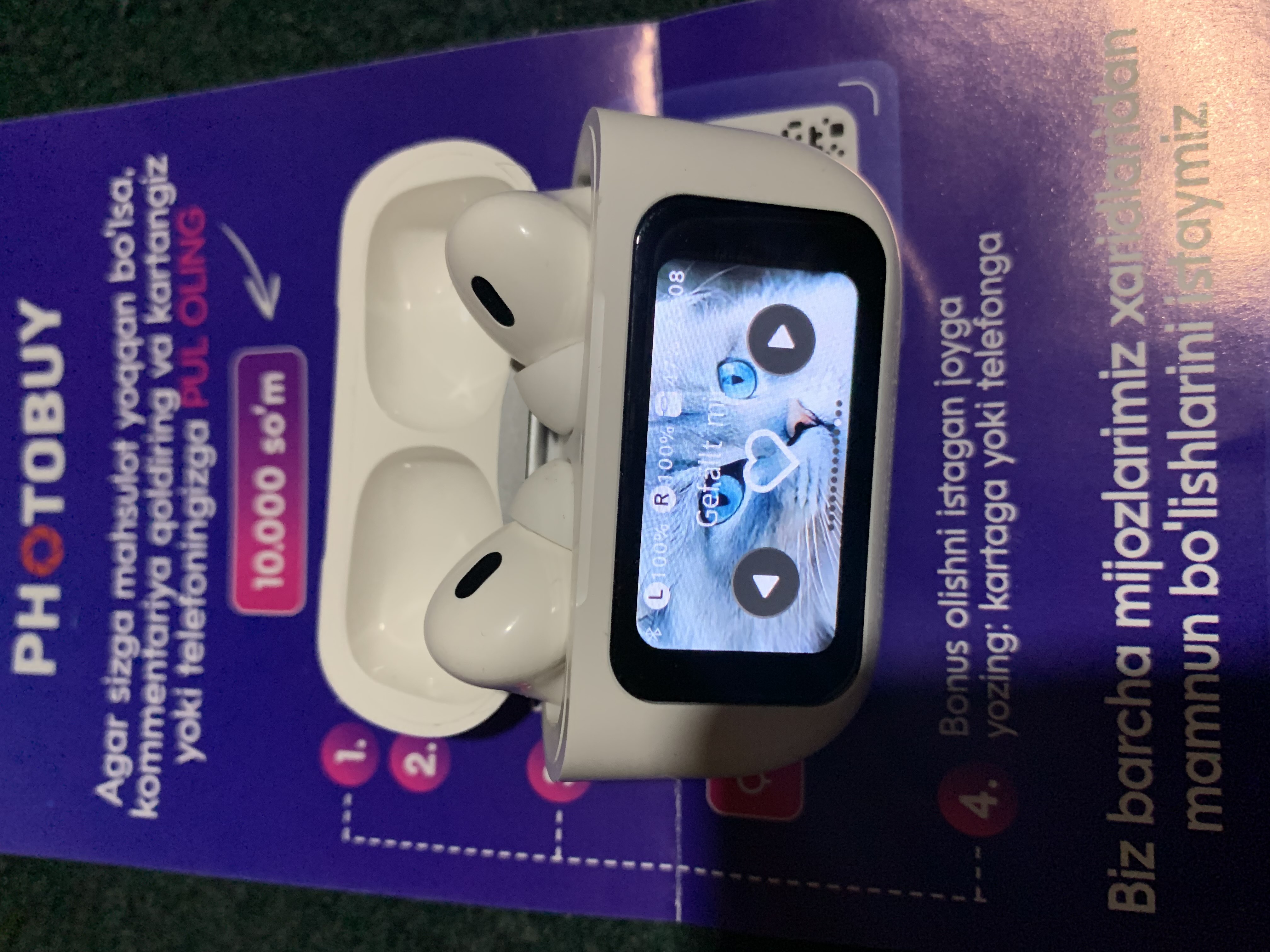 Pods 3 ScreenPods: беспроводные наушники с дисплеем для iPhone и Android
