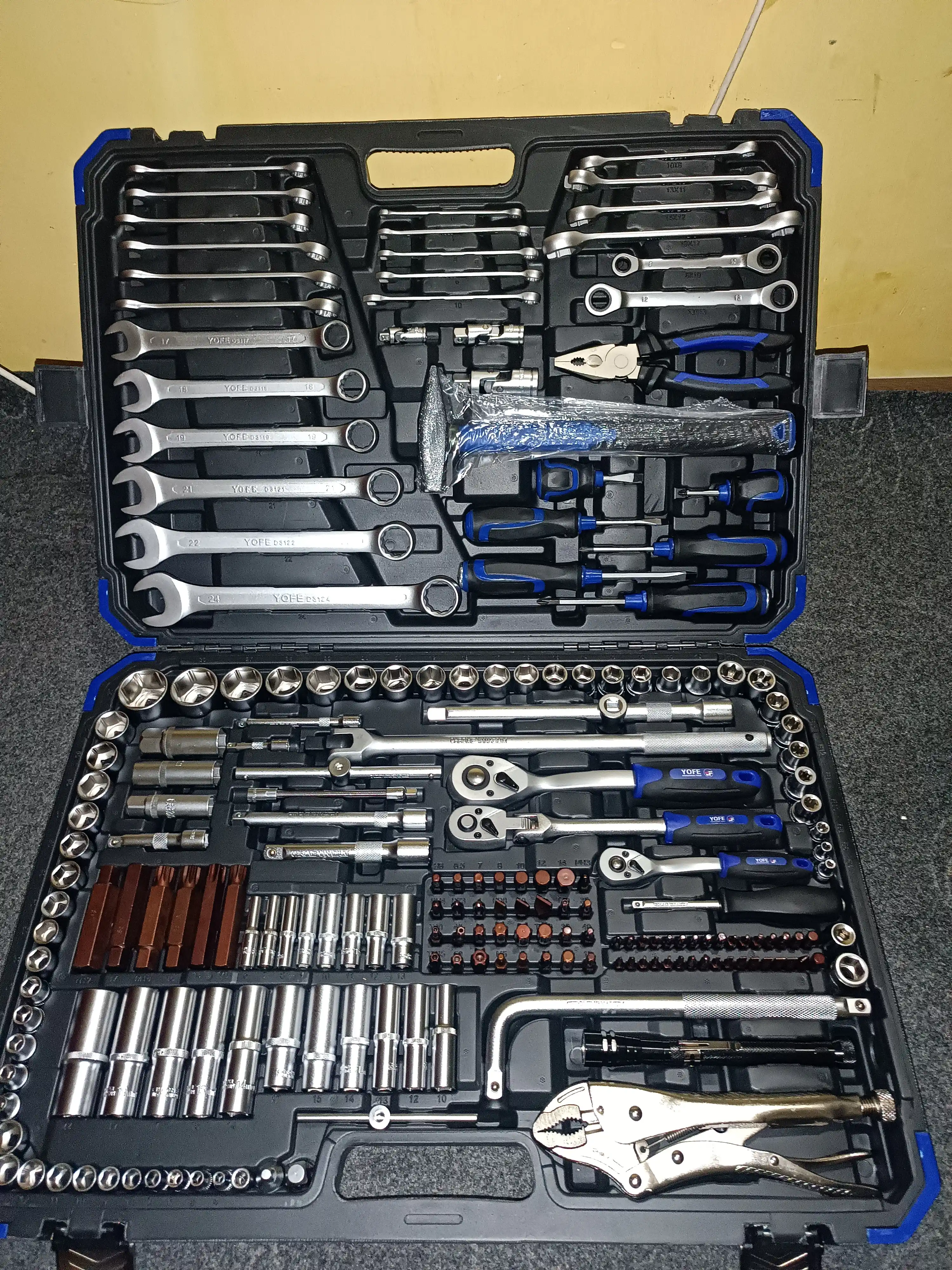202 PCS asboblar to‘plami, professional kalit va yon tomon to‘plami