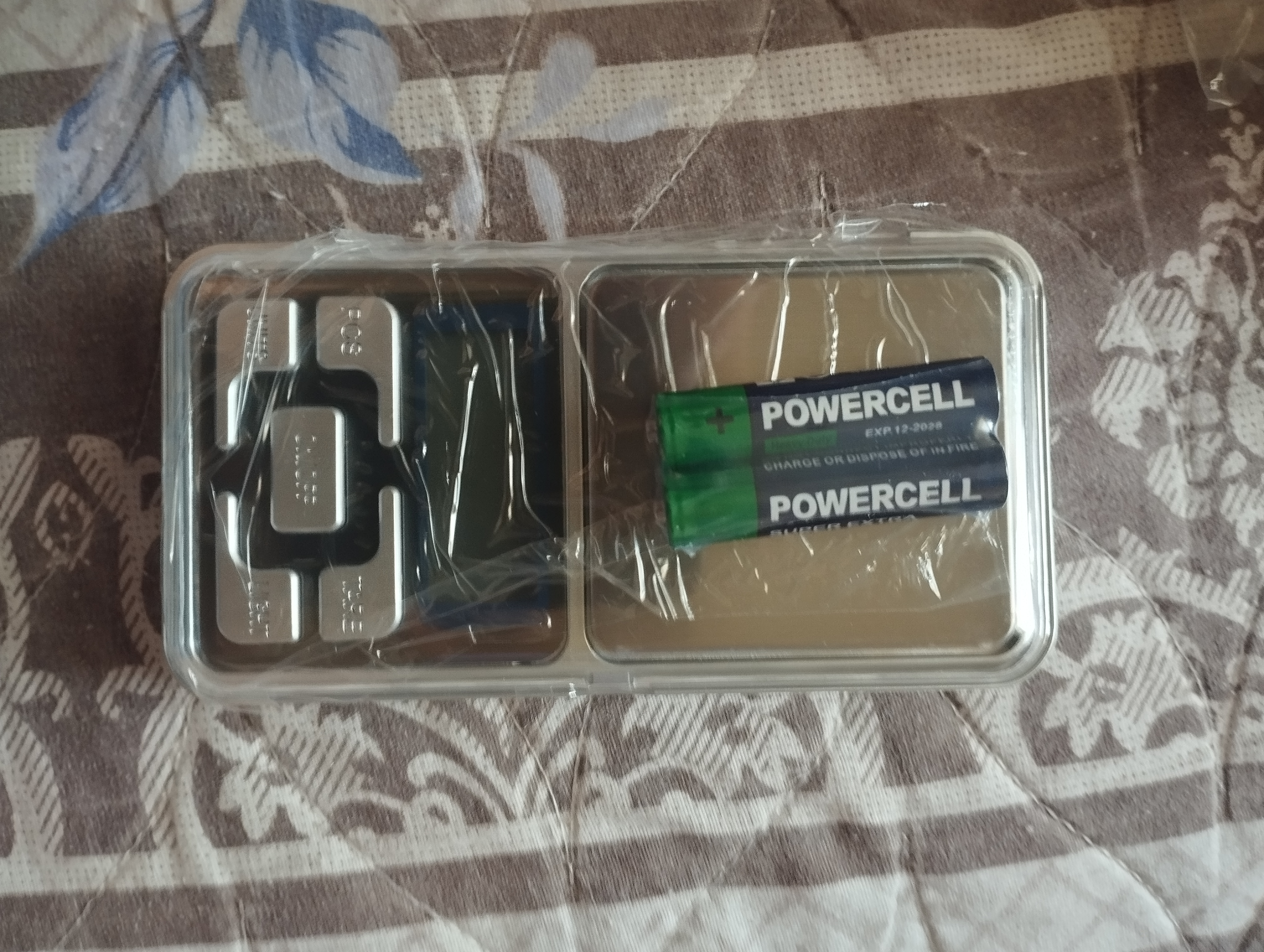 Elektron zargarlik tarozilari, batareyalar bilan, 200 g