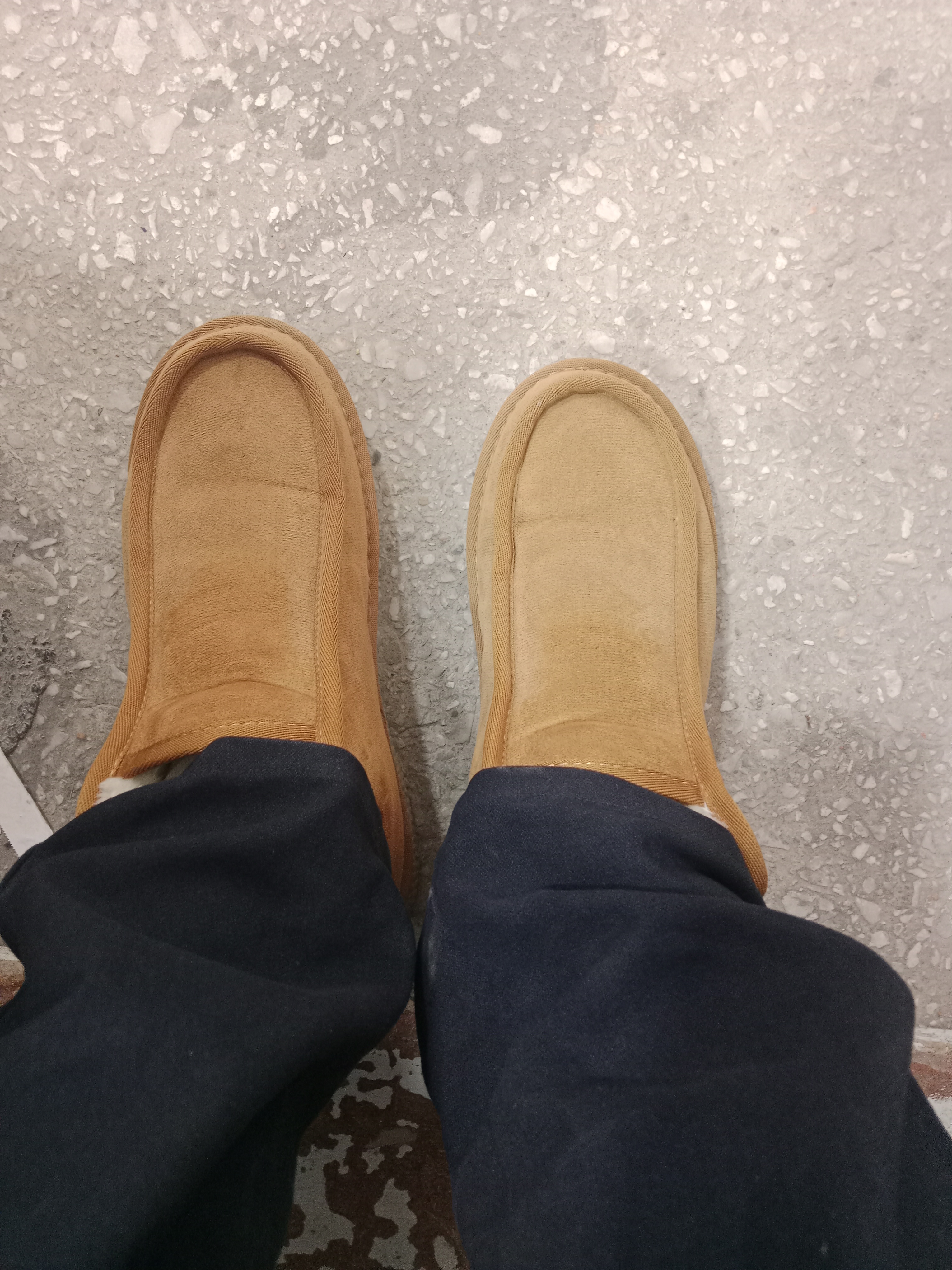 Etik mexli uggi qalin, qishga, 3 xil rang