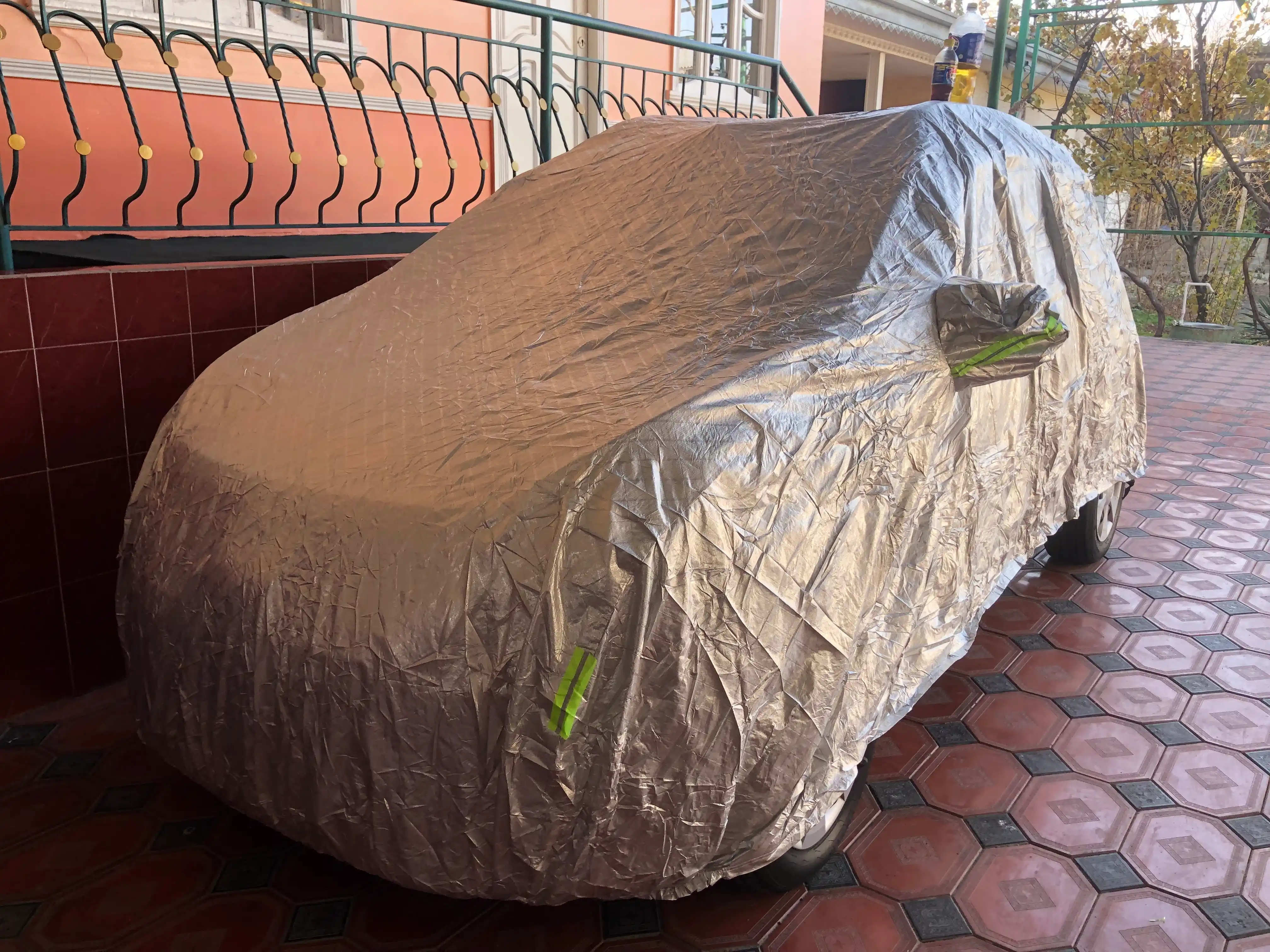Mashinalar uchun umumiy tent qulay fermuarlı, astarli