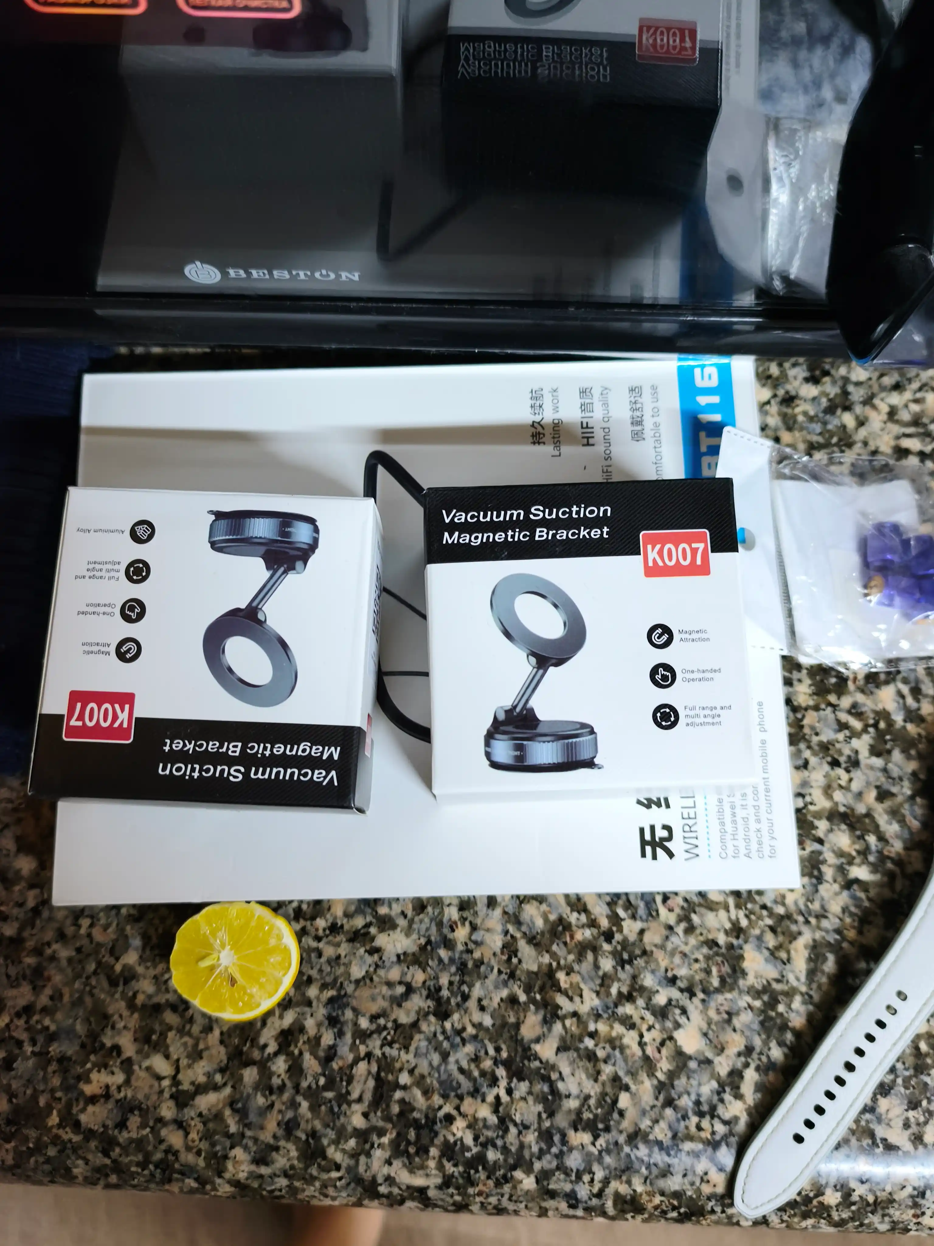 Держатель для телефона в машину, вакуумный, MagSafe