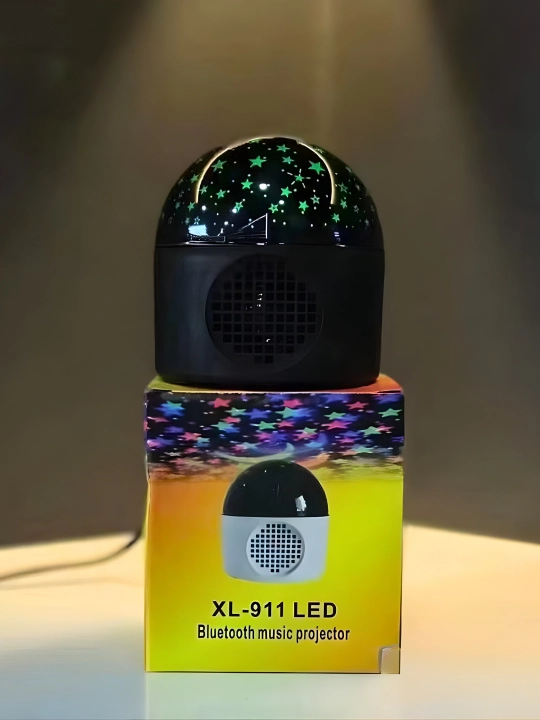 Yulduz osmonga o‘xshash proyektor Rangli LED chiroqli  LED RGB yoritgichli kalonka - 