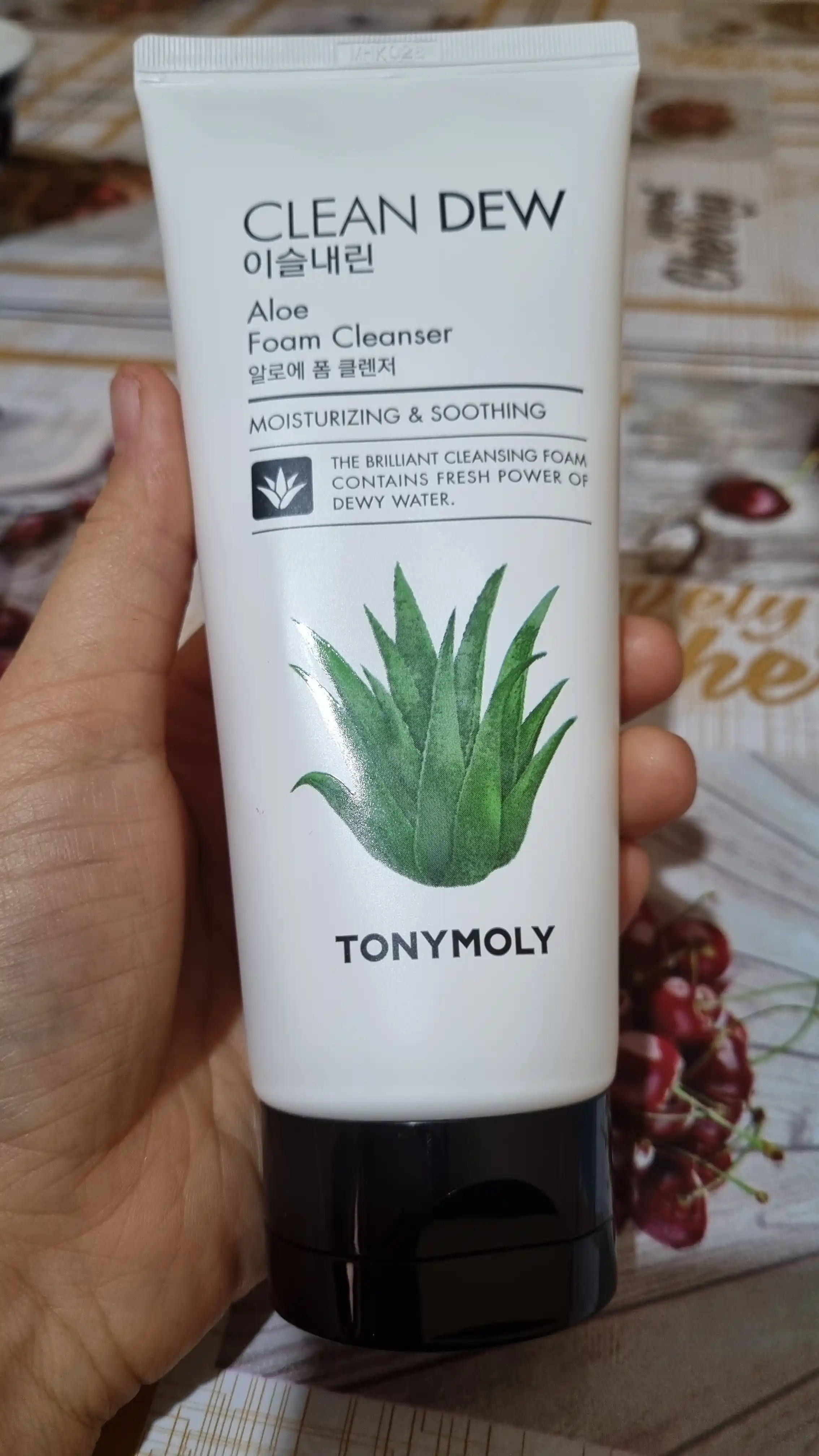 Пенка для лица TonyMoly Clean Dew, алое, 180 мл