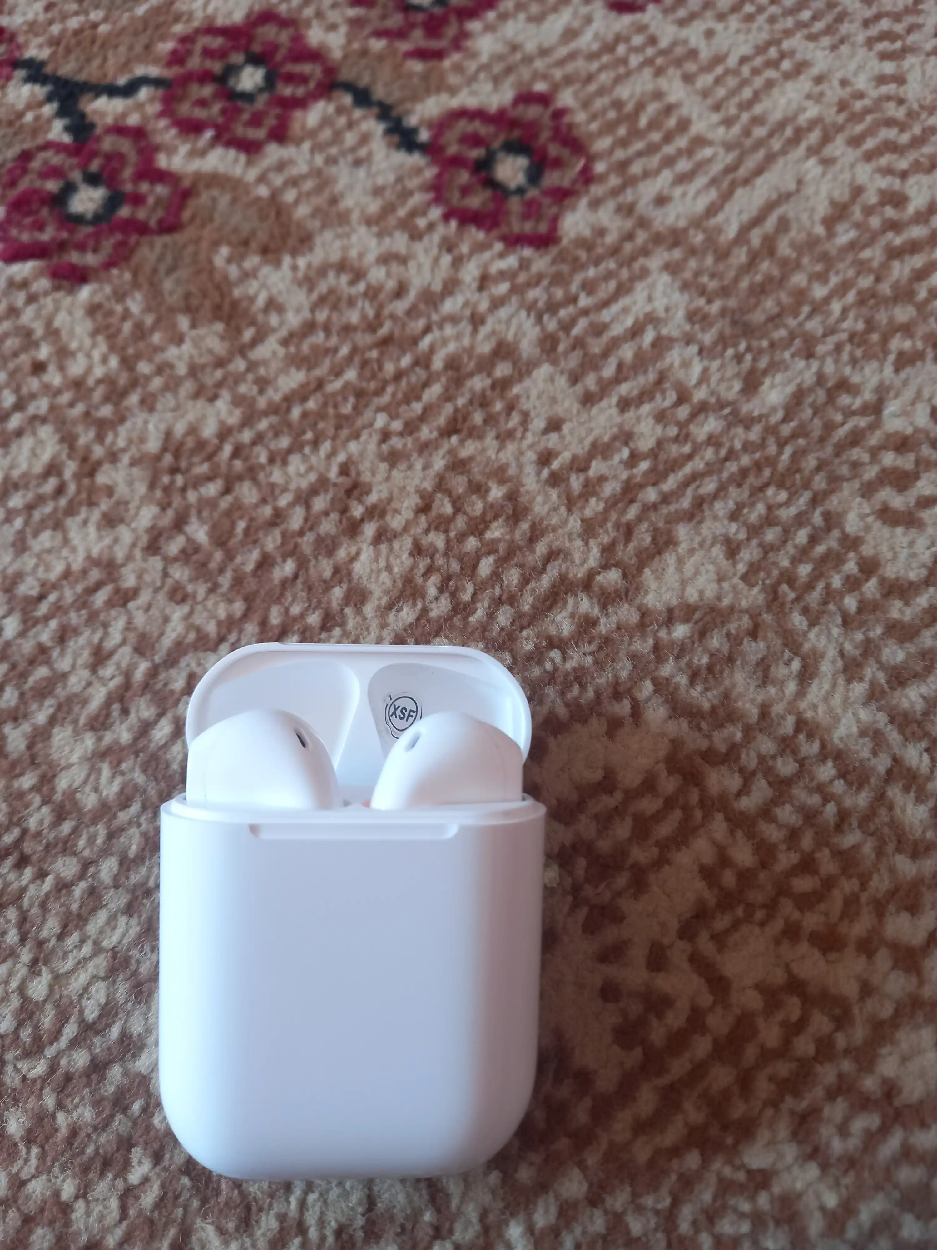 Simsiz sensorli quloqchinlar TWS i15, mikrofon va keys bilan, Bluetooth 5.0