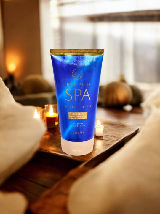 Насыщенный крем для ног BATH & BODY WORKS TRUE BLUE SPA 226 г