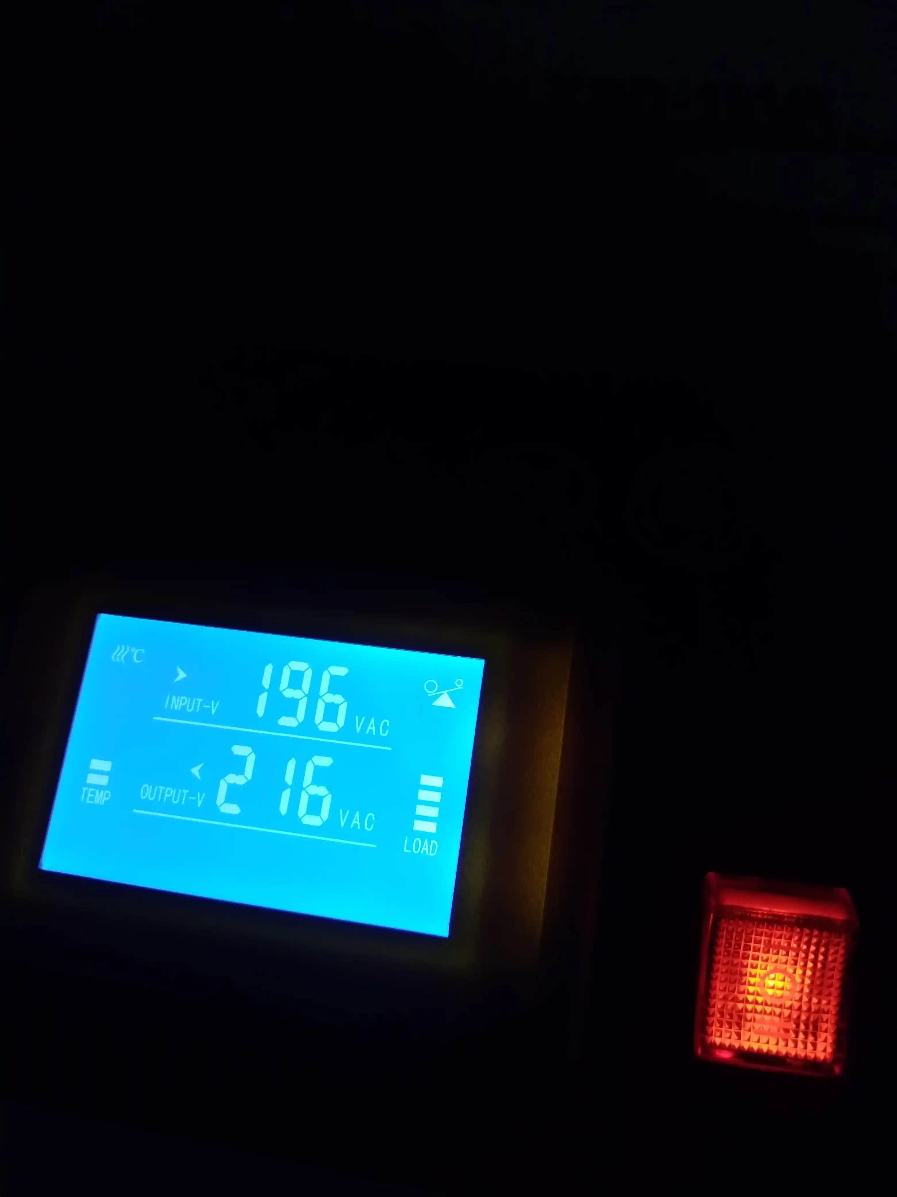 Kuchlanish stabilizatori SAAB 1KVA, 2KVA, 3KVA, laterniy
