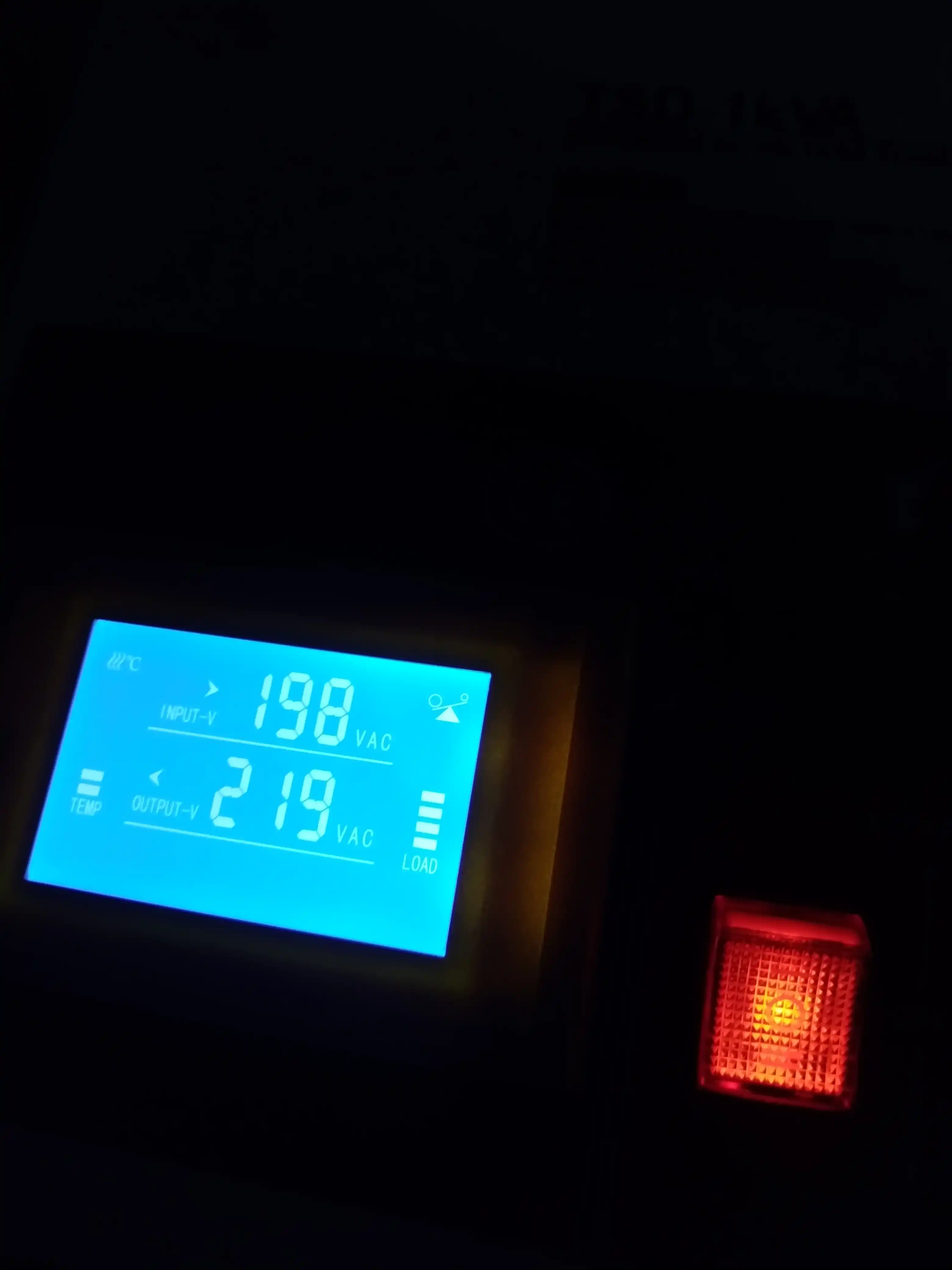 Kuchlanish stabilizatori SAAB 1KVA, 2KVA, 3KVA, laterniy