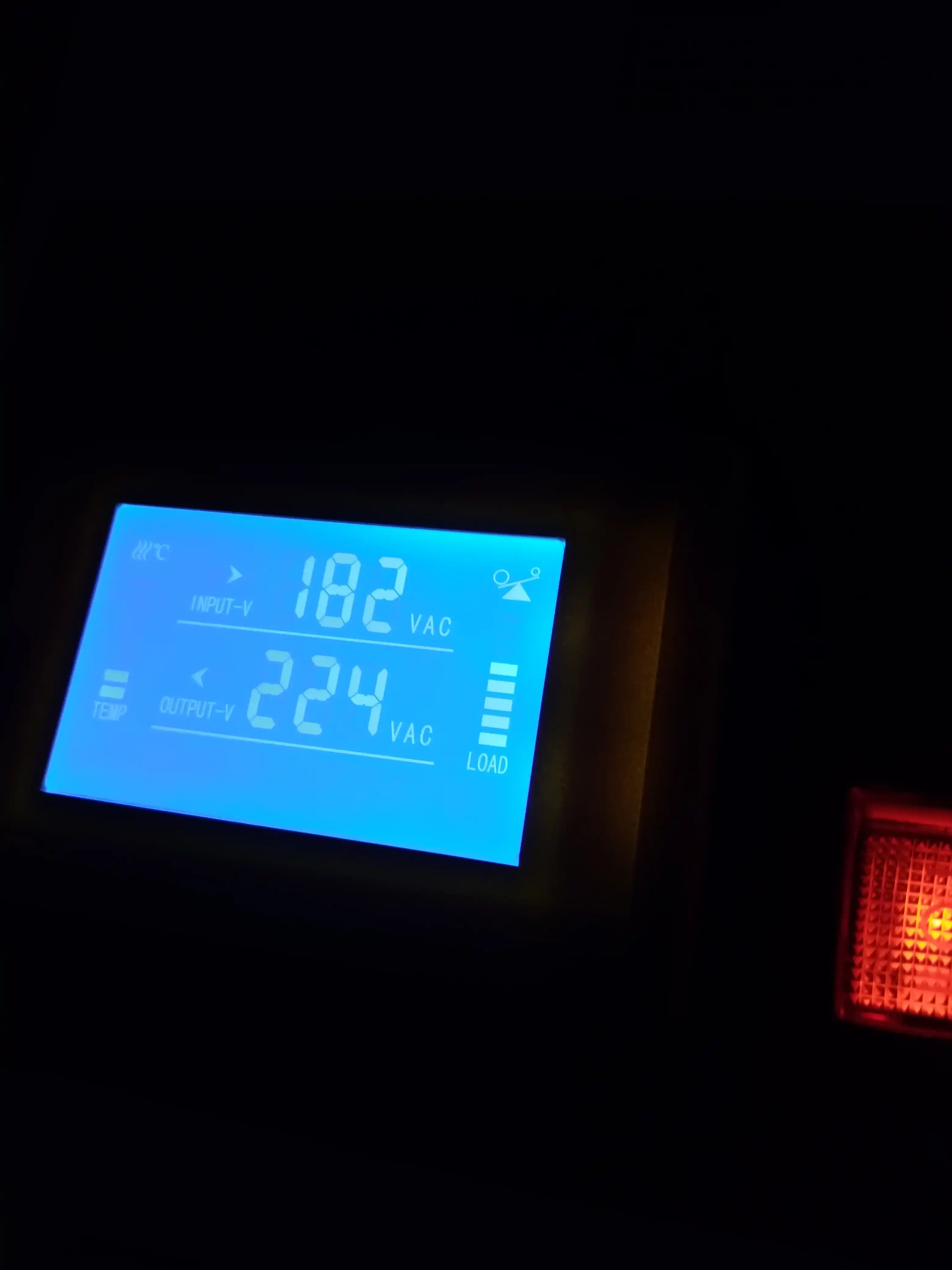 Kuchlanish stabilizatori SAAB 1KVA, 2KVA, 3KVA, laterniy