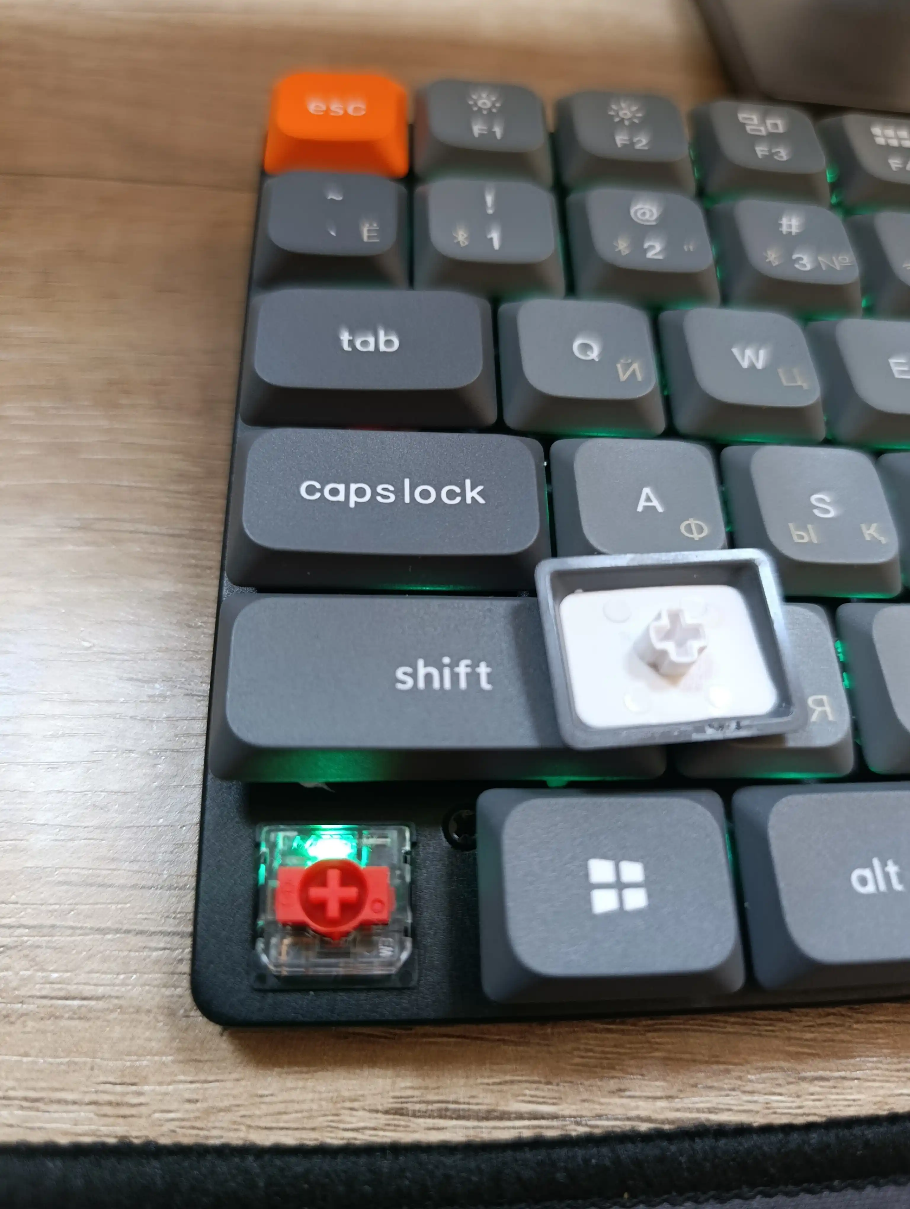 Keychron K3 MAX o‘yin mexanik klaviaturasi, 84 tugma, WL/BT/USB-A, Hot-swap, RGB, K3M-H1