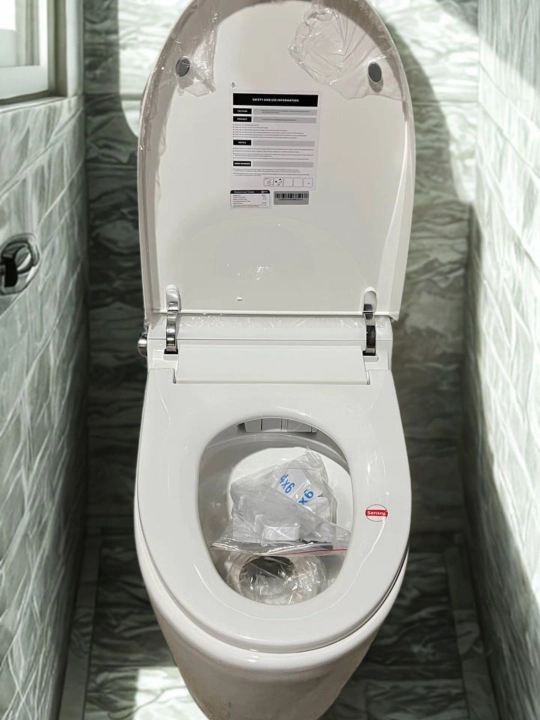 Smart унитаз VENTOS 802 с LED-подсветкой и сенсорным управлением