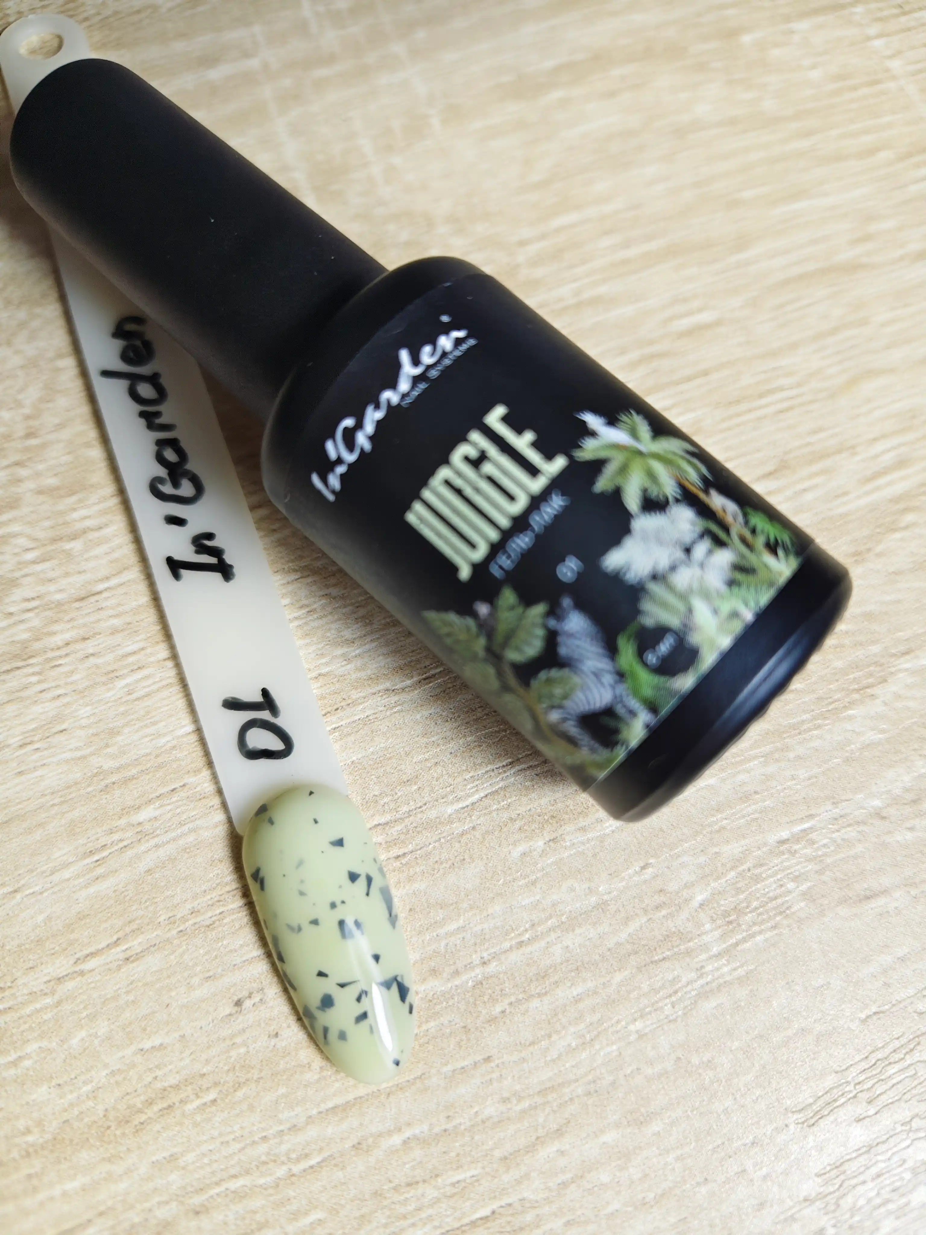 Гель-лак перепелиное яйцо Jungle In'Garden